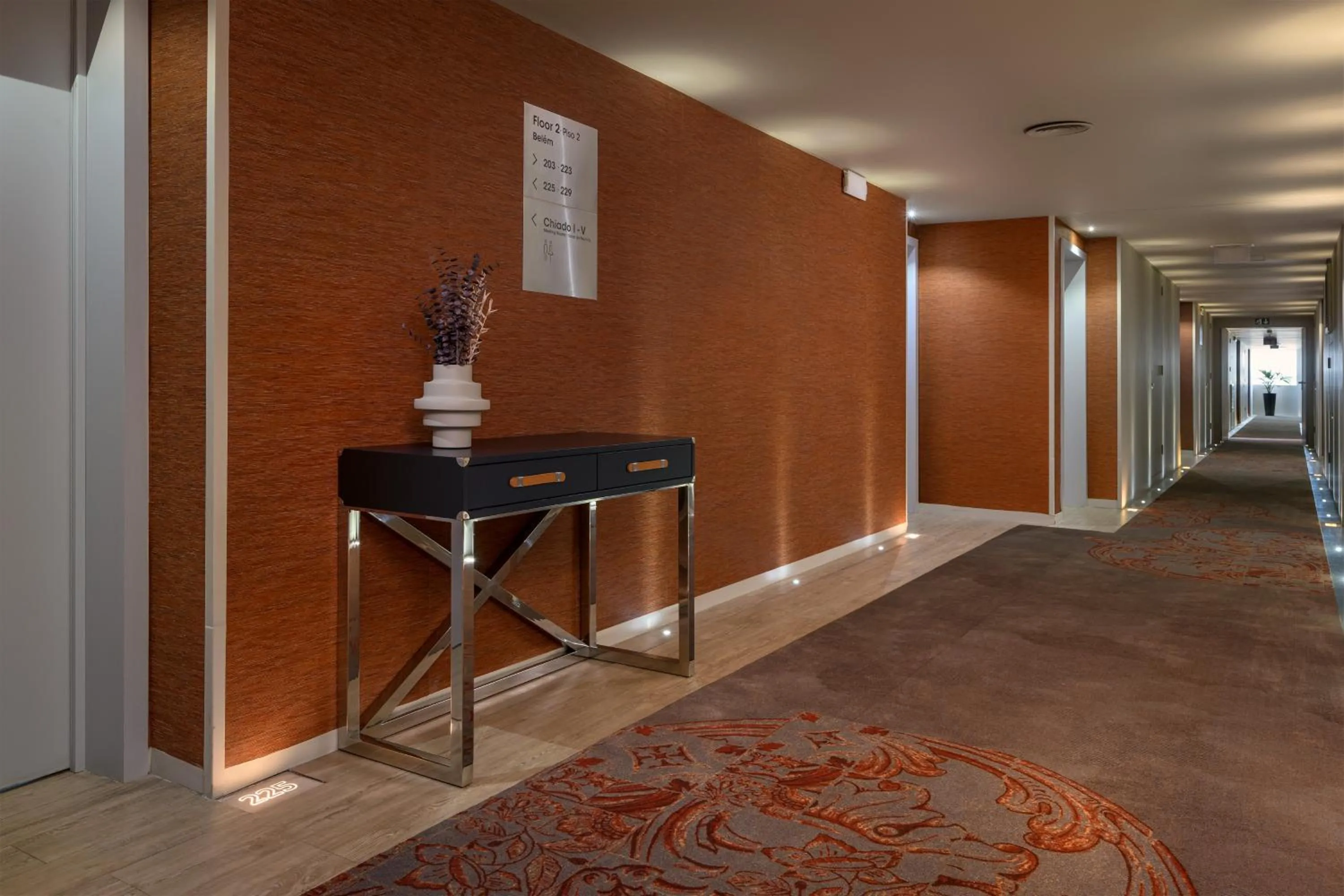 Decorative detail in Meliá Lisboa Aeroporto