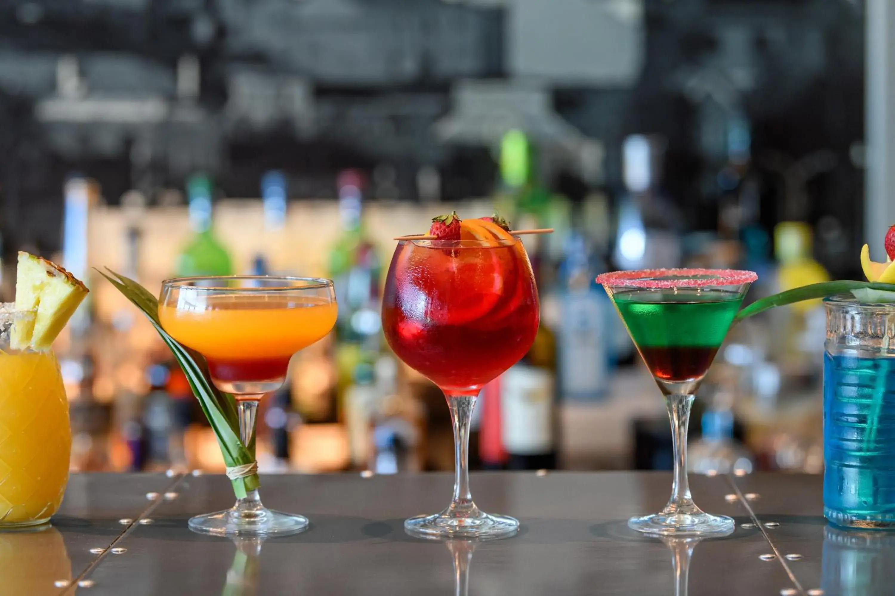 Lounge or bar in Meliá Lisboa Aeroporto Lounge or bar in Meliá Lisboa Aeroporto