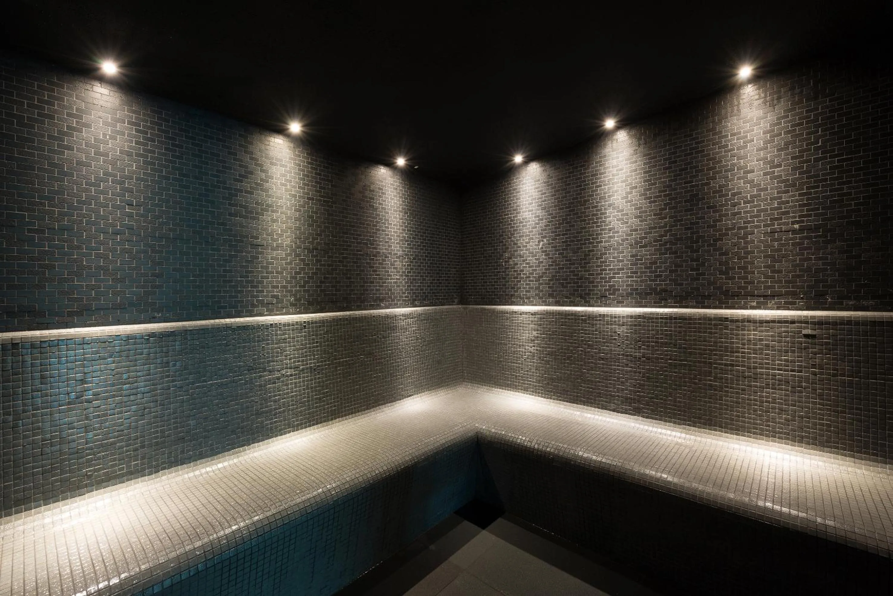 Steam room in Meliá Lisboa Aeroporto