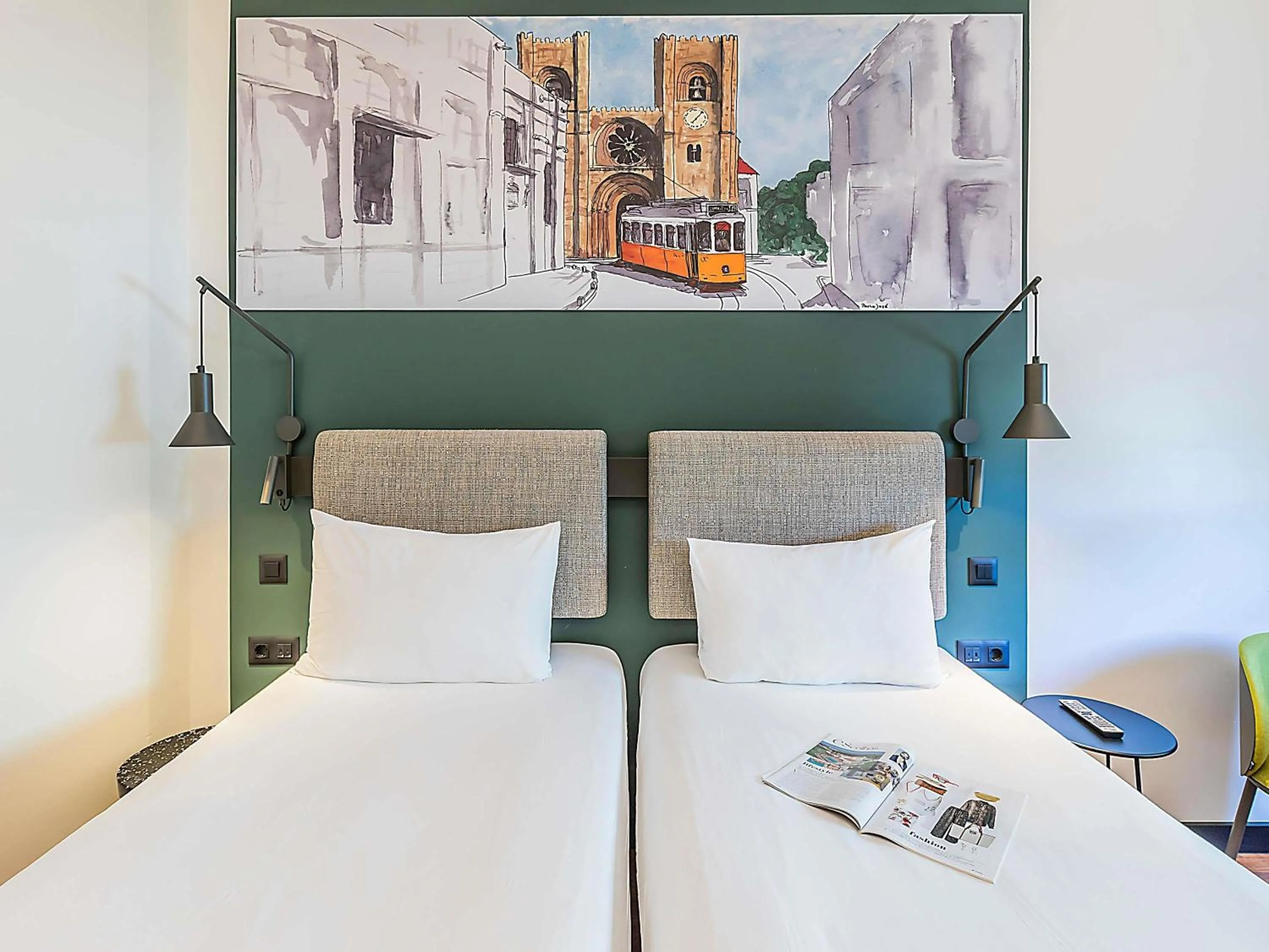 Bedroom, Bed in Hotel Ibis Lisboa Parque das Nações