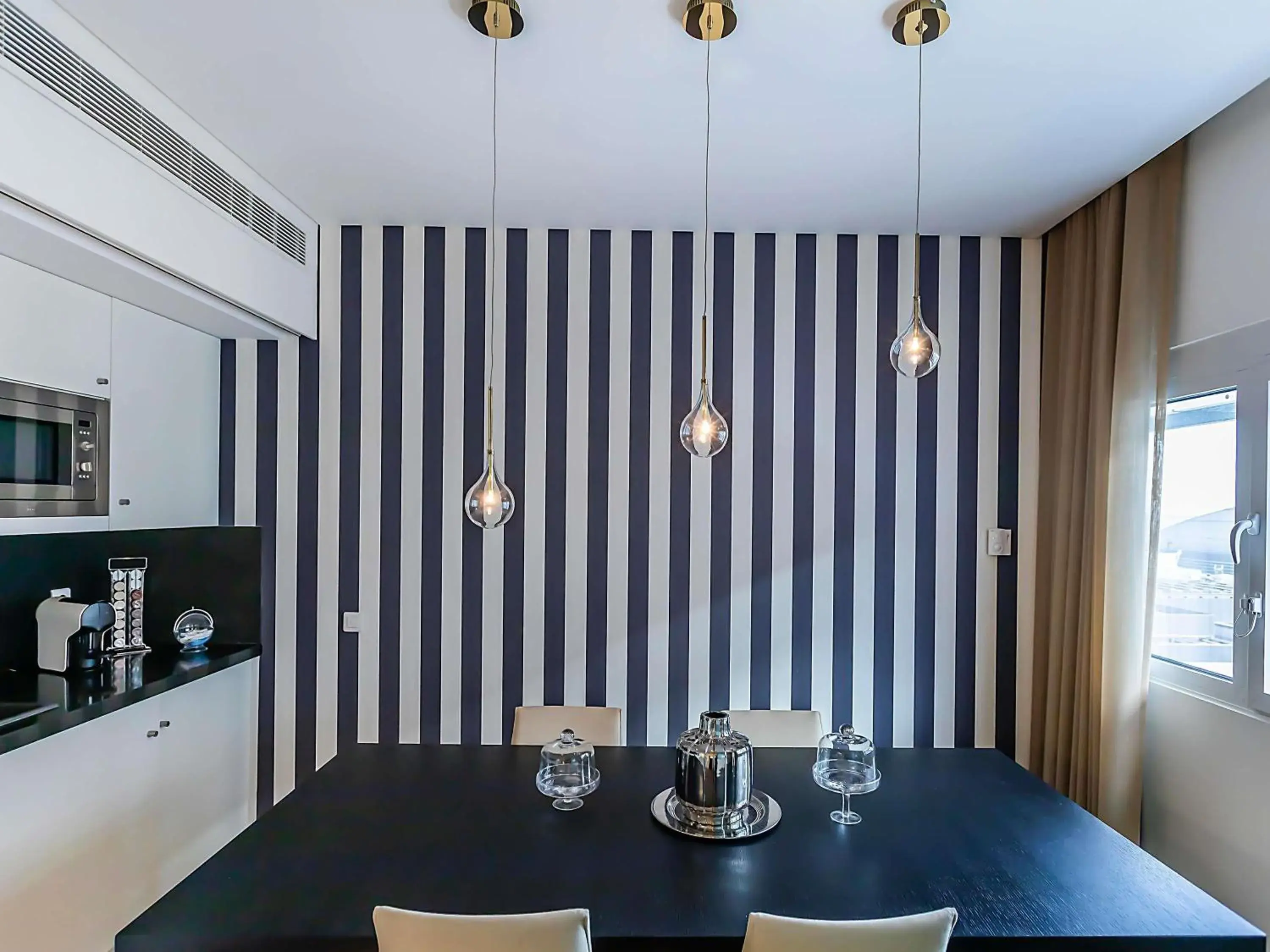 Bedroom in Hotel Ibis Lisboa Parque das Nações Bedroom in Hotel Ibis Lisboa Parque das Nações