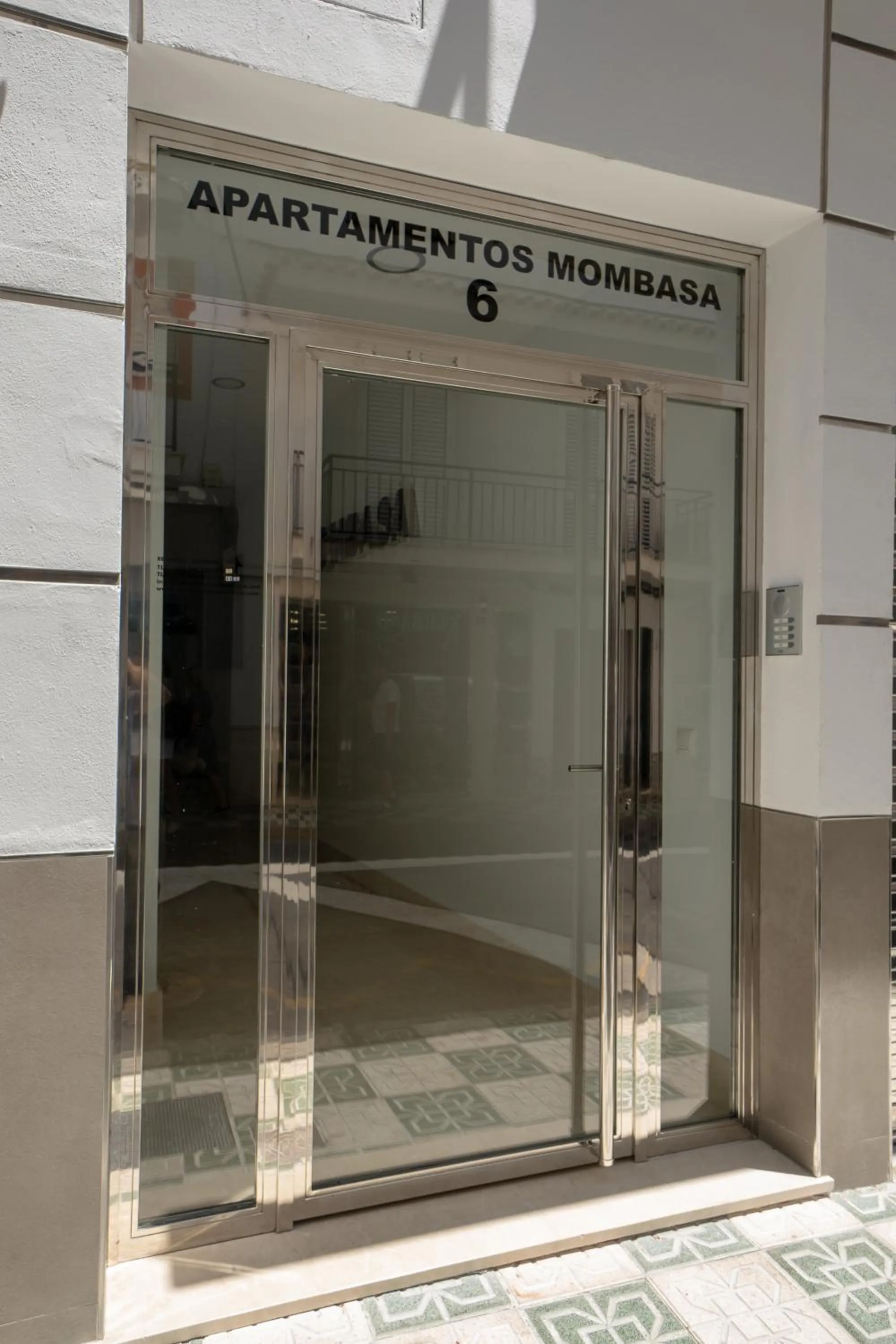 Facade/entrance in Apartamentos Mombasa 1 Planta