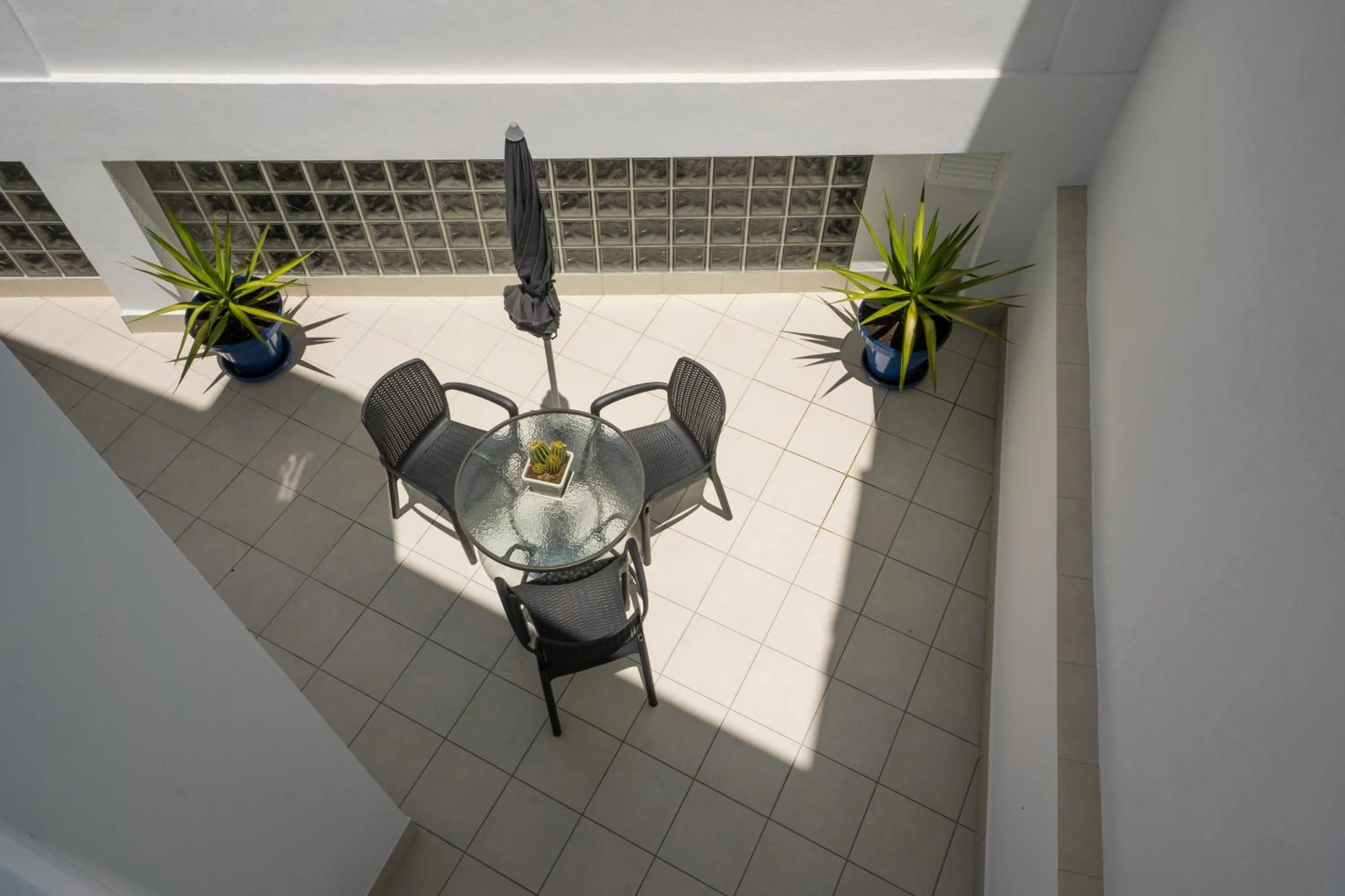 Patio in Apartamentos Mombasa 1 Planta