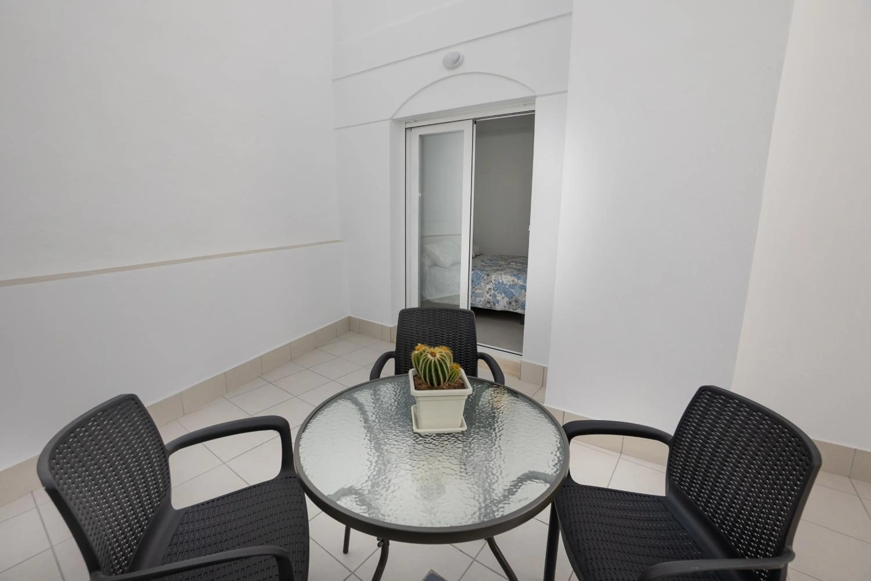 Patio in Apartamentos Mombasa 1 Planta