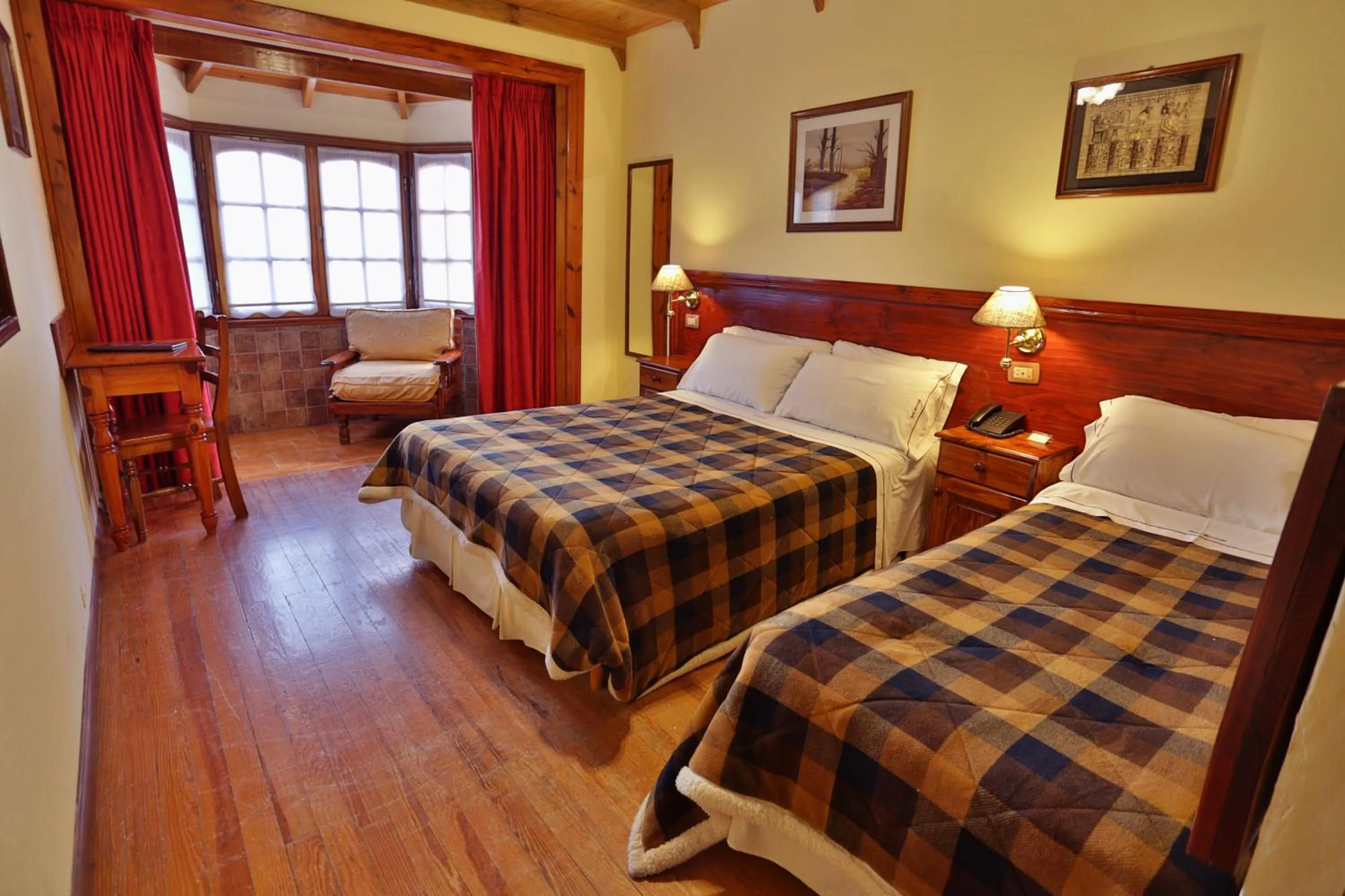 Bed in Hosteria Sirenuse