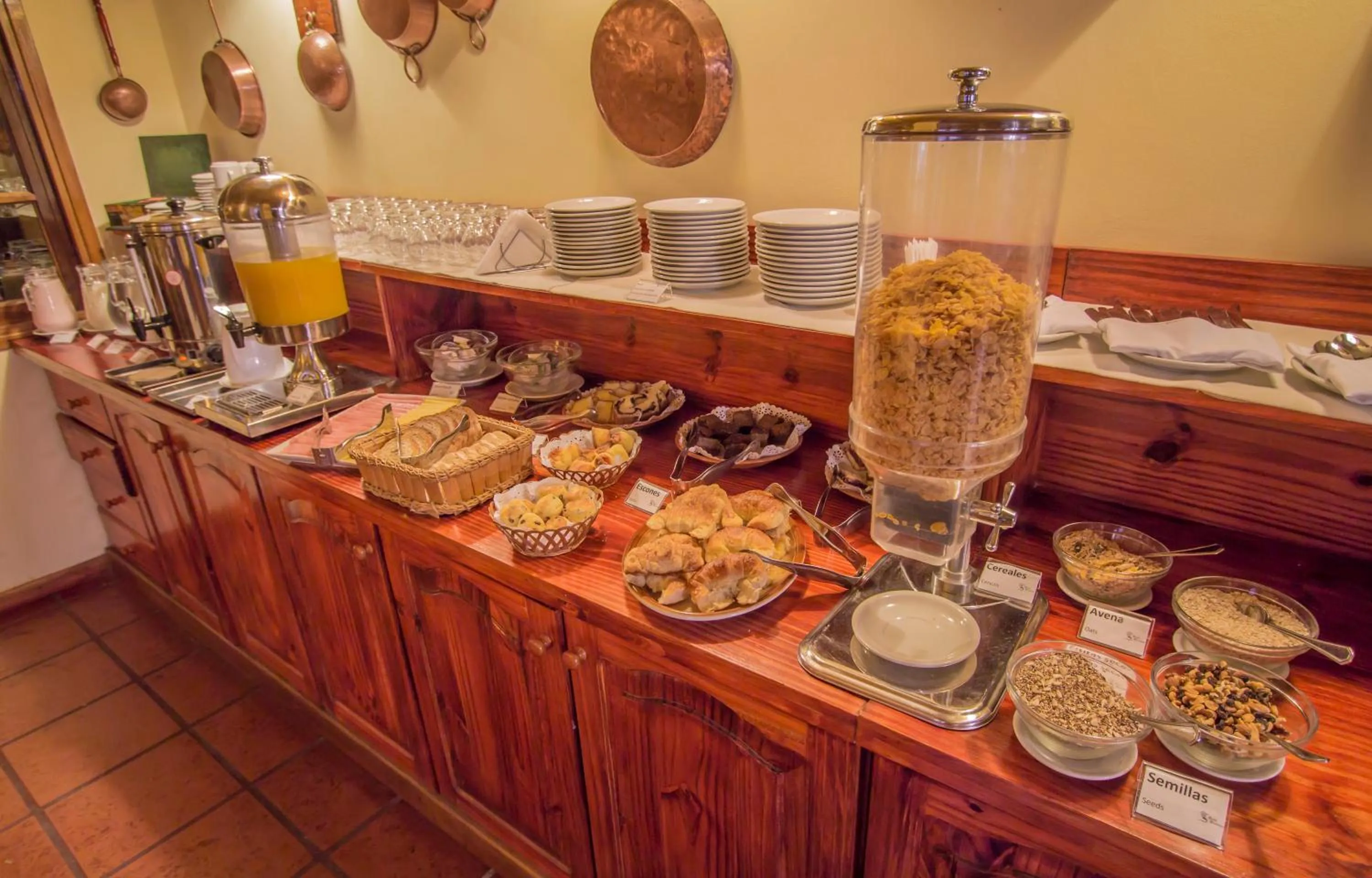 Food and drinks in Hosteria Sirenuse