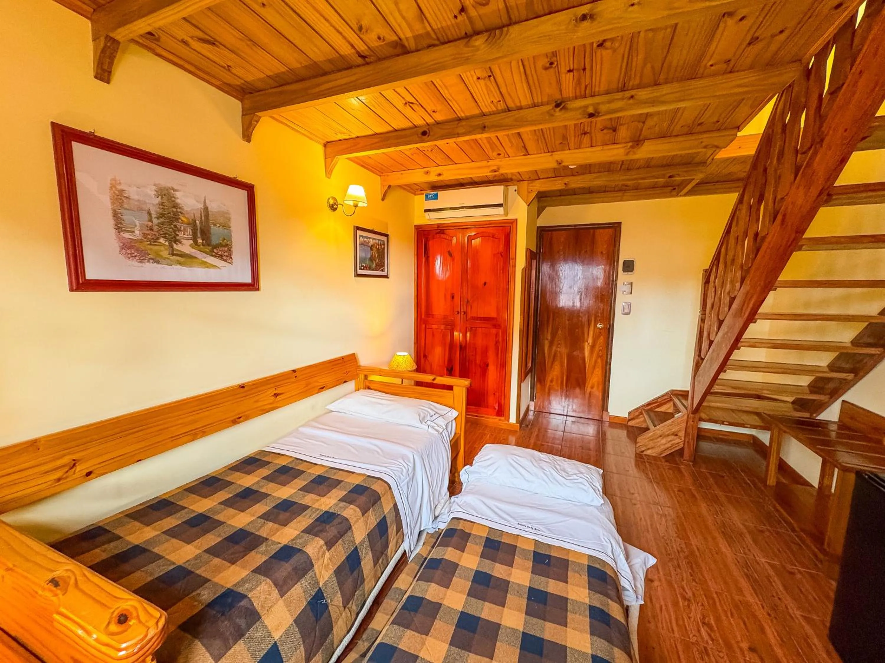 Bed in Hosteria Sirenuse