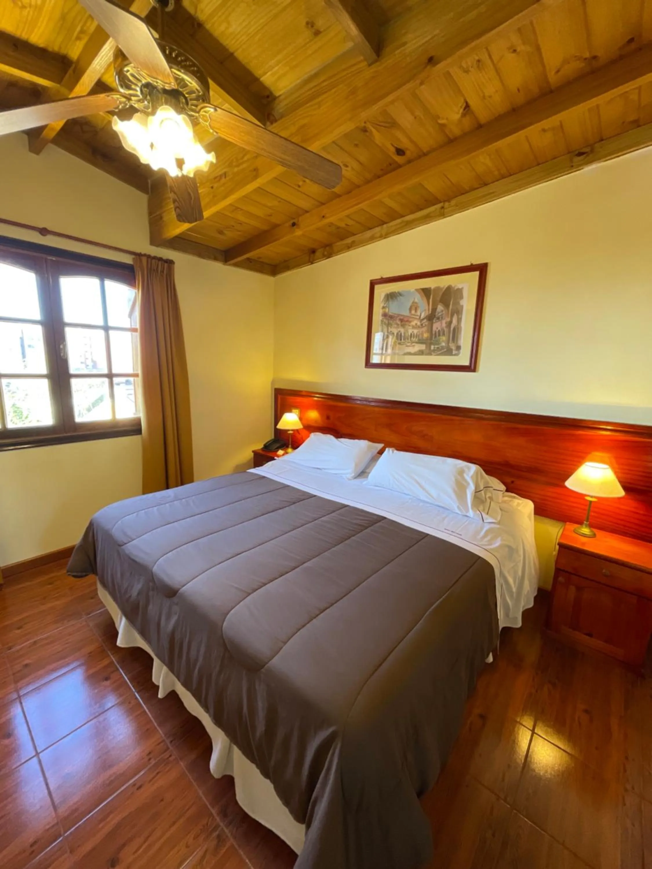 Bed in Hosteria Sirenuse