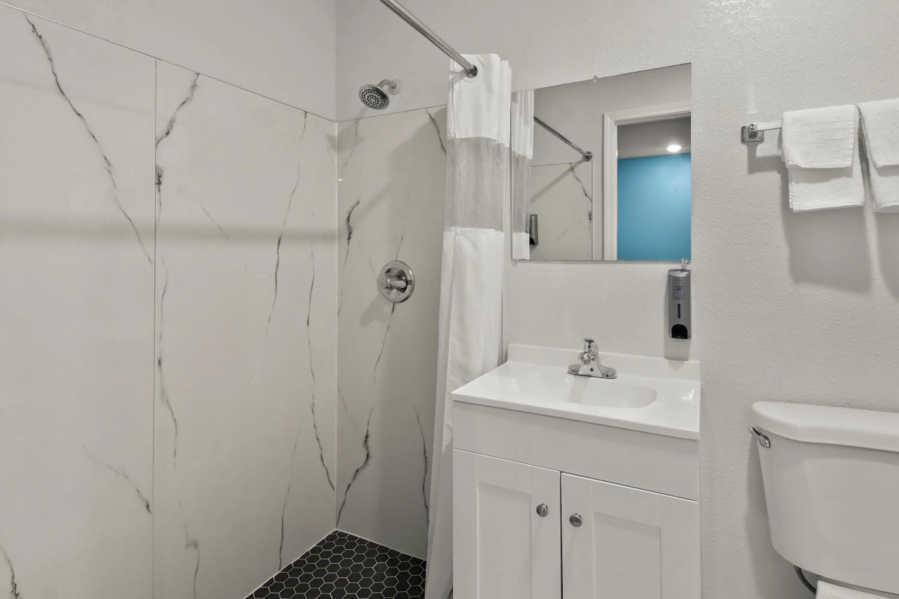 Bathroom in Rodeway Inn