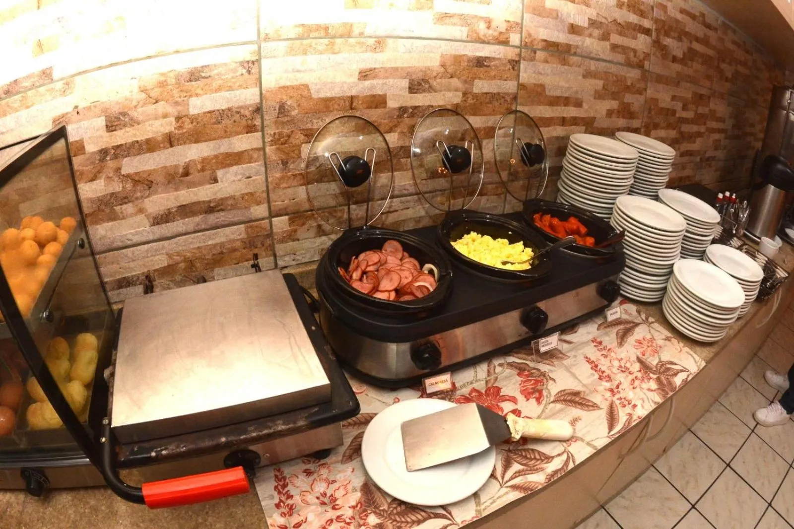 Breakfast in Hotel Dom Fish