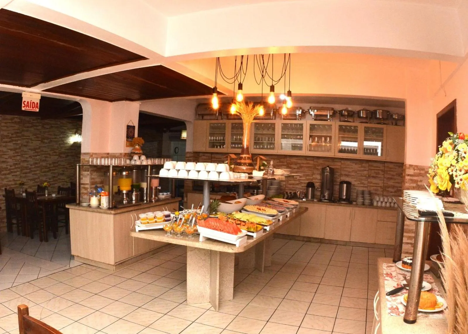 Breakfast in Hotel Dom Fish