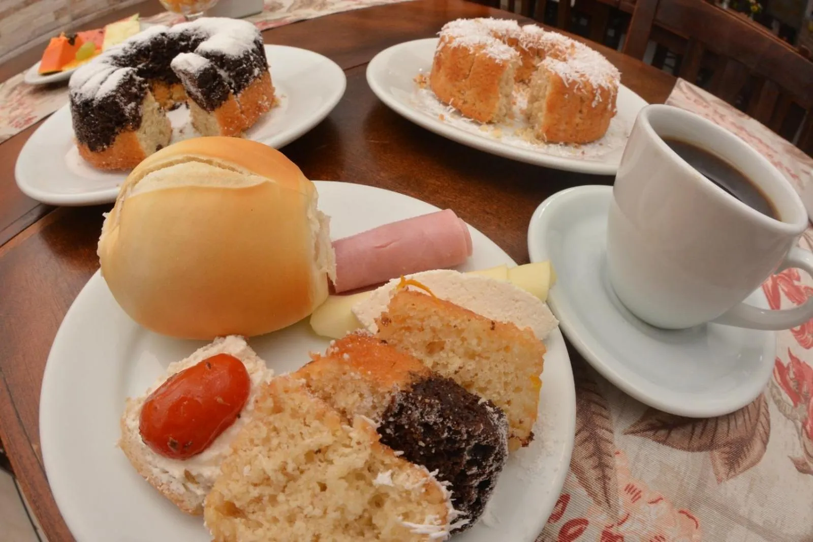 Breakfast in Hotel Dom Fish