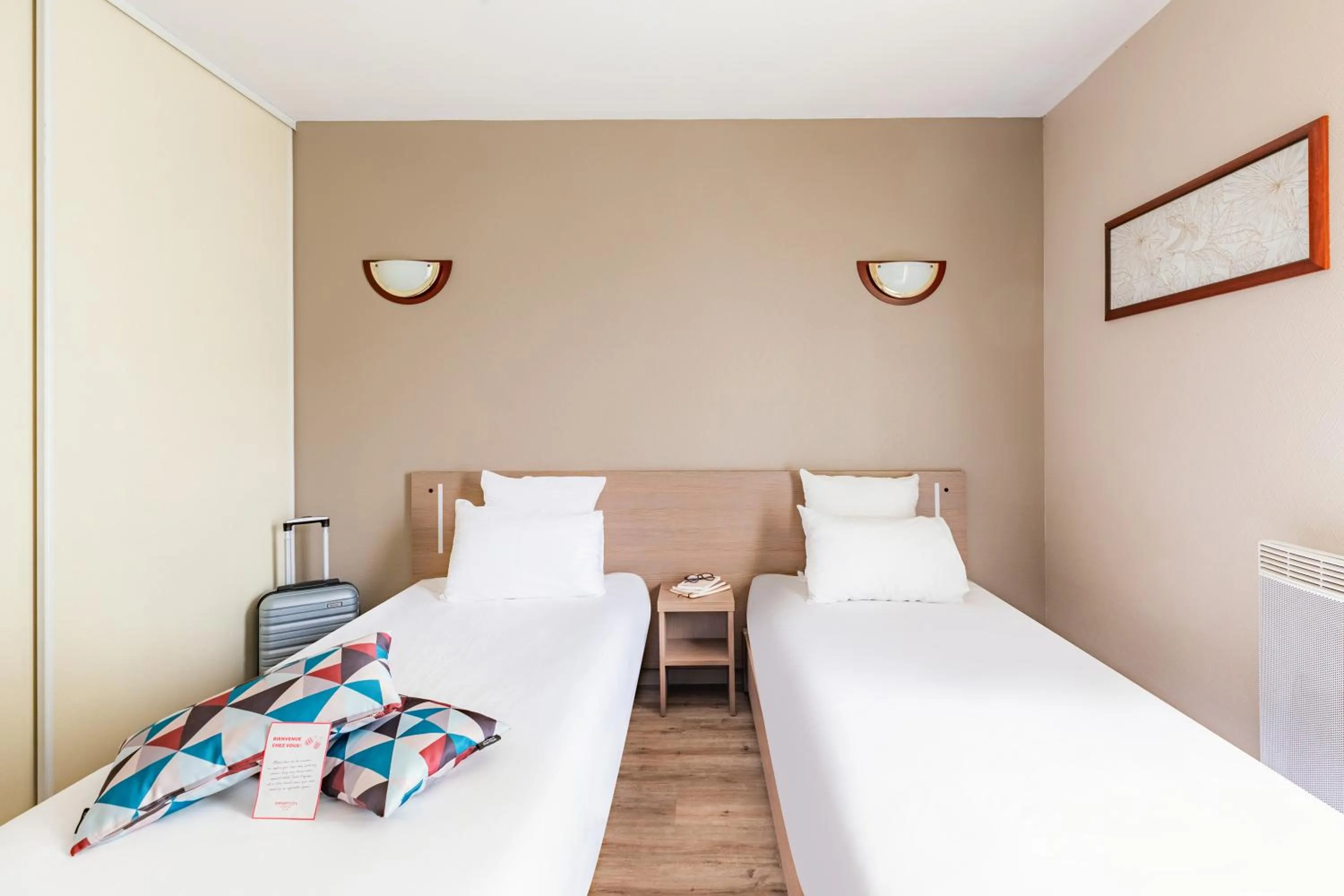 Bed in Appart'City Confort Nantes Cité des Congrès