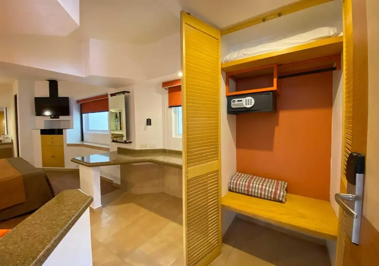 View (from property/room) in Hotel Villa de Madrid View (from property/room) in Hotel Villa de Madrid