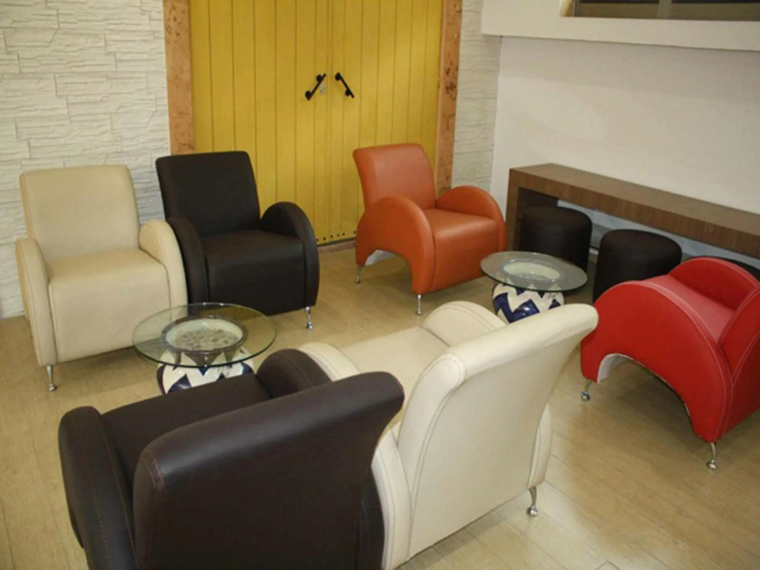 Lounge or bar in Hotel Villa de Madrid