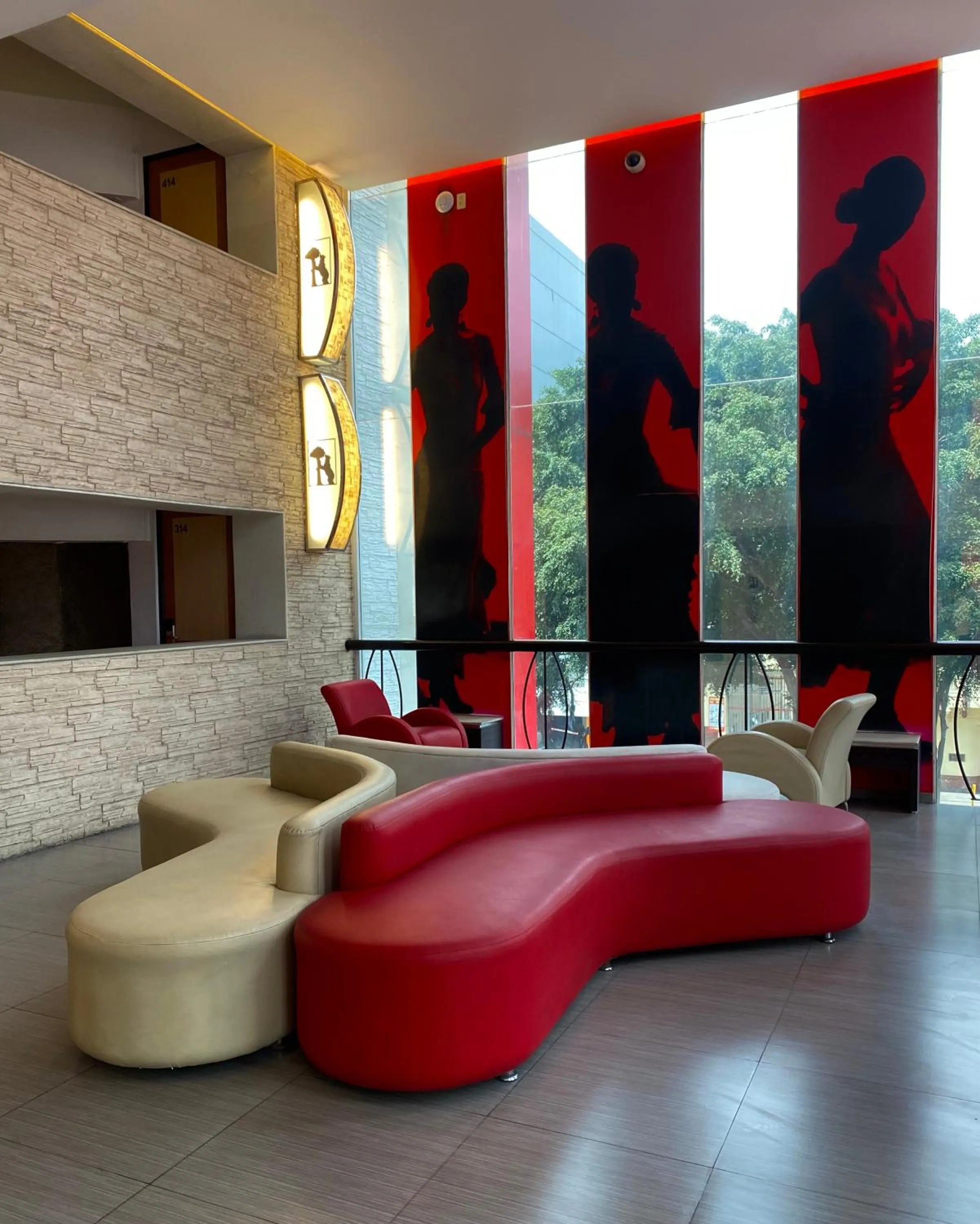 Living room in Hotel Villa de Madrid