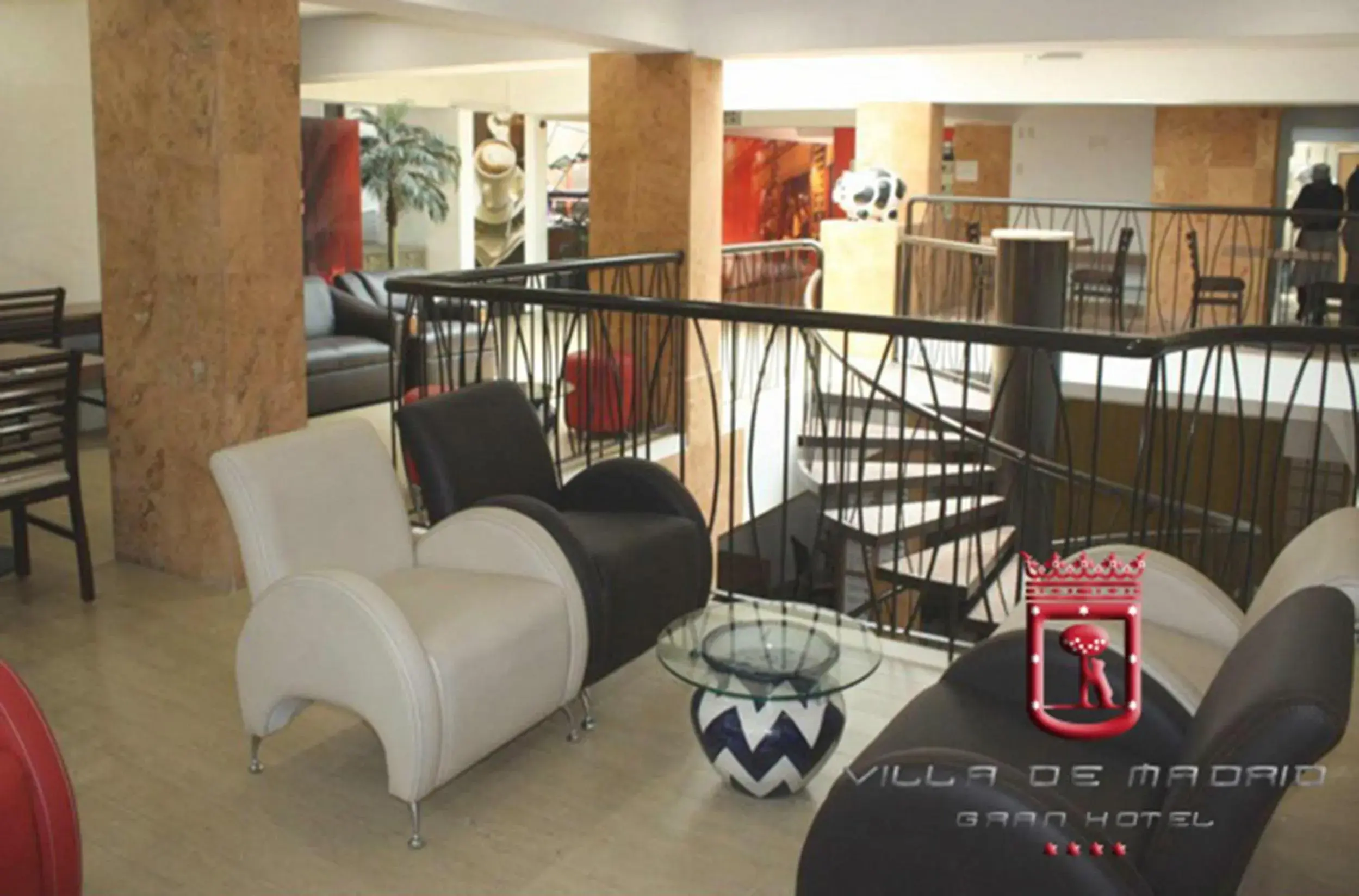 Lounge or bar in Hotel Villa de Madrid Lounge or bar in Hotel Villa de Madrid