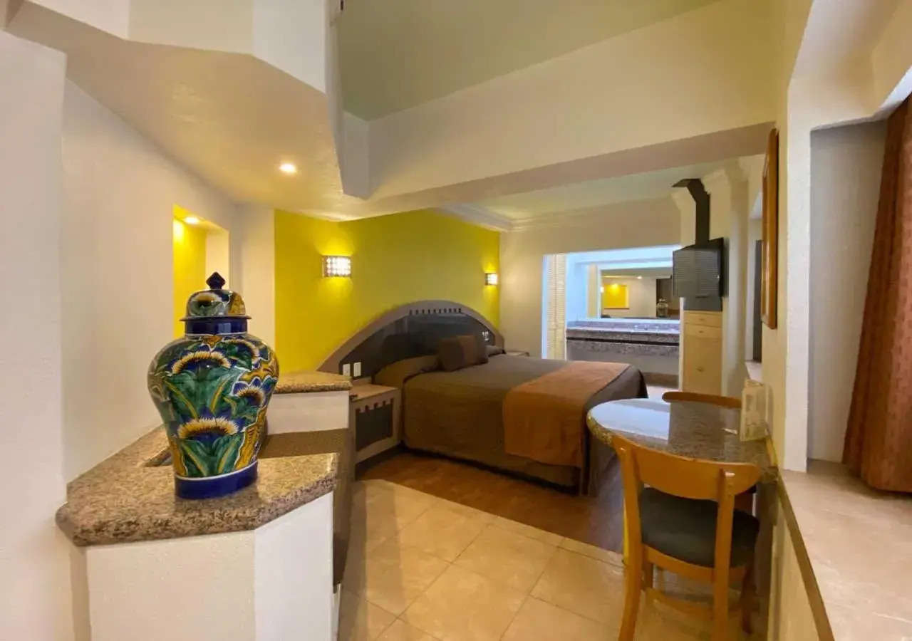 Bedroom, Bed in Hotel Villa de Madrid Bedroom, Bed in Hotel Villa de Madrid