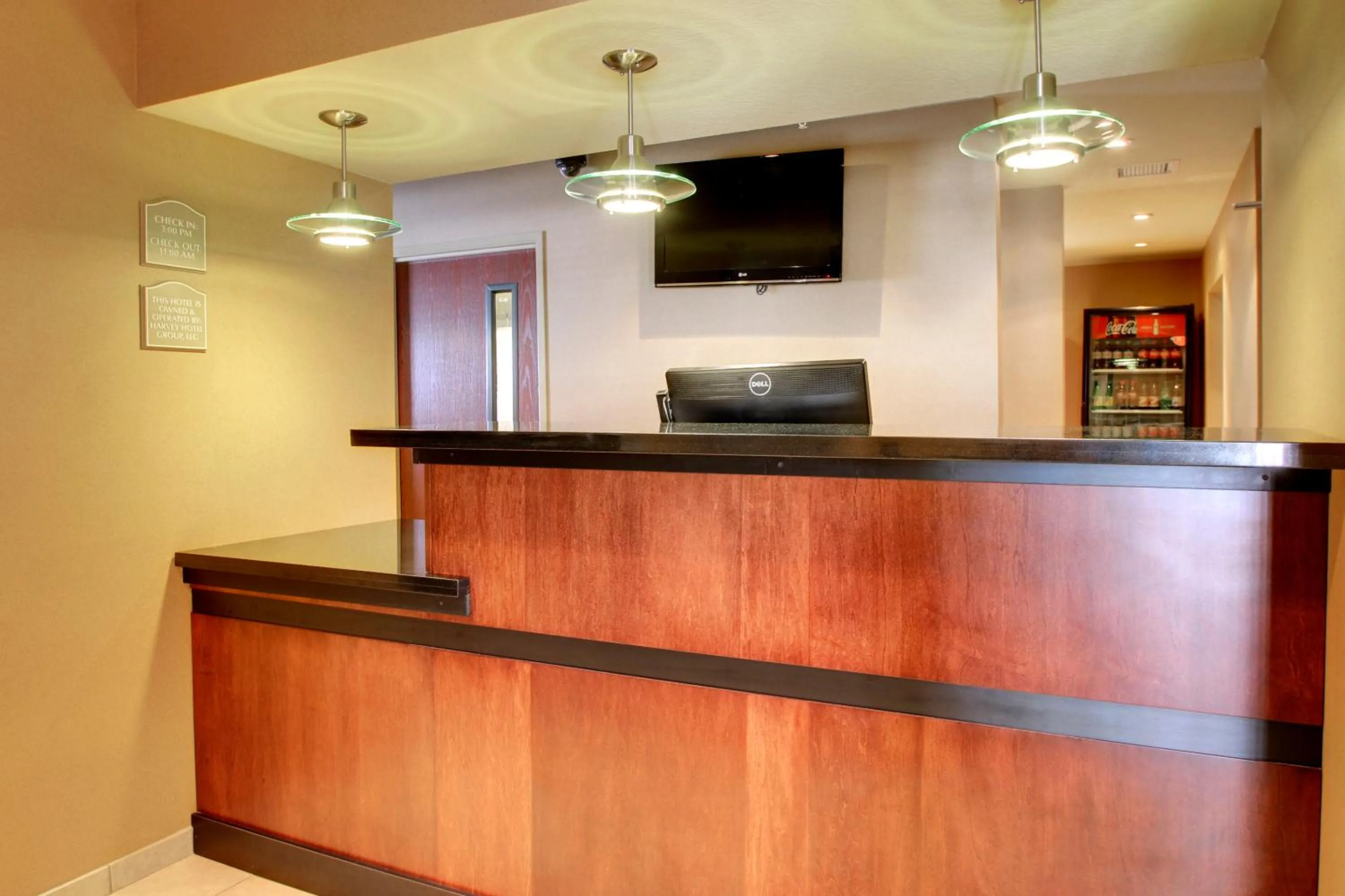 Lobby or reception in Cobblestone Inn & Suites - Harvey