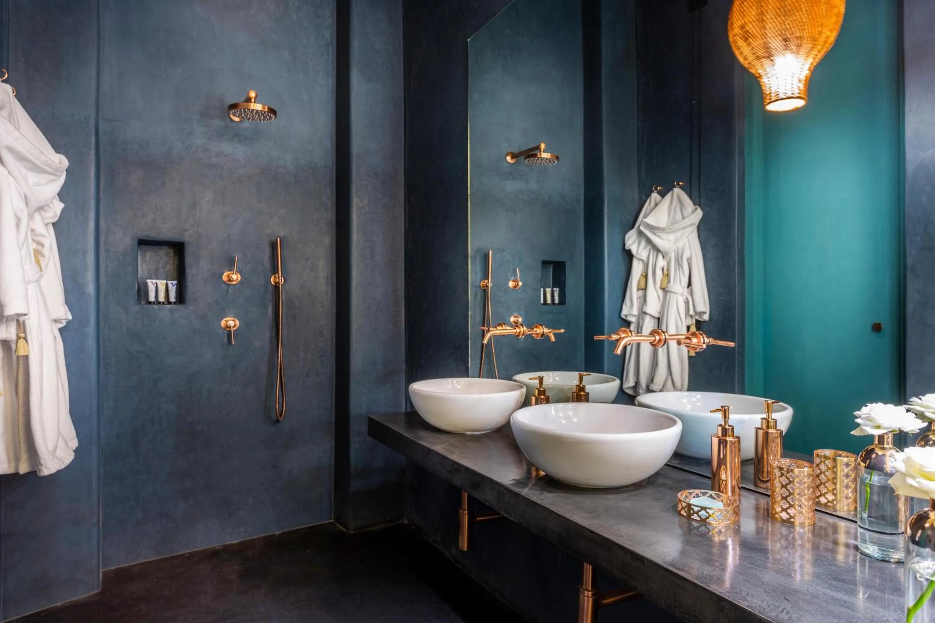 Property building in Riad Tajania