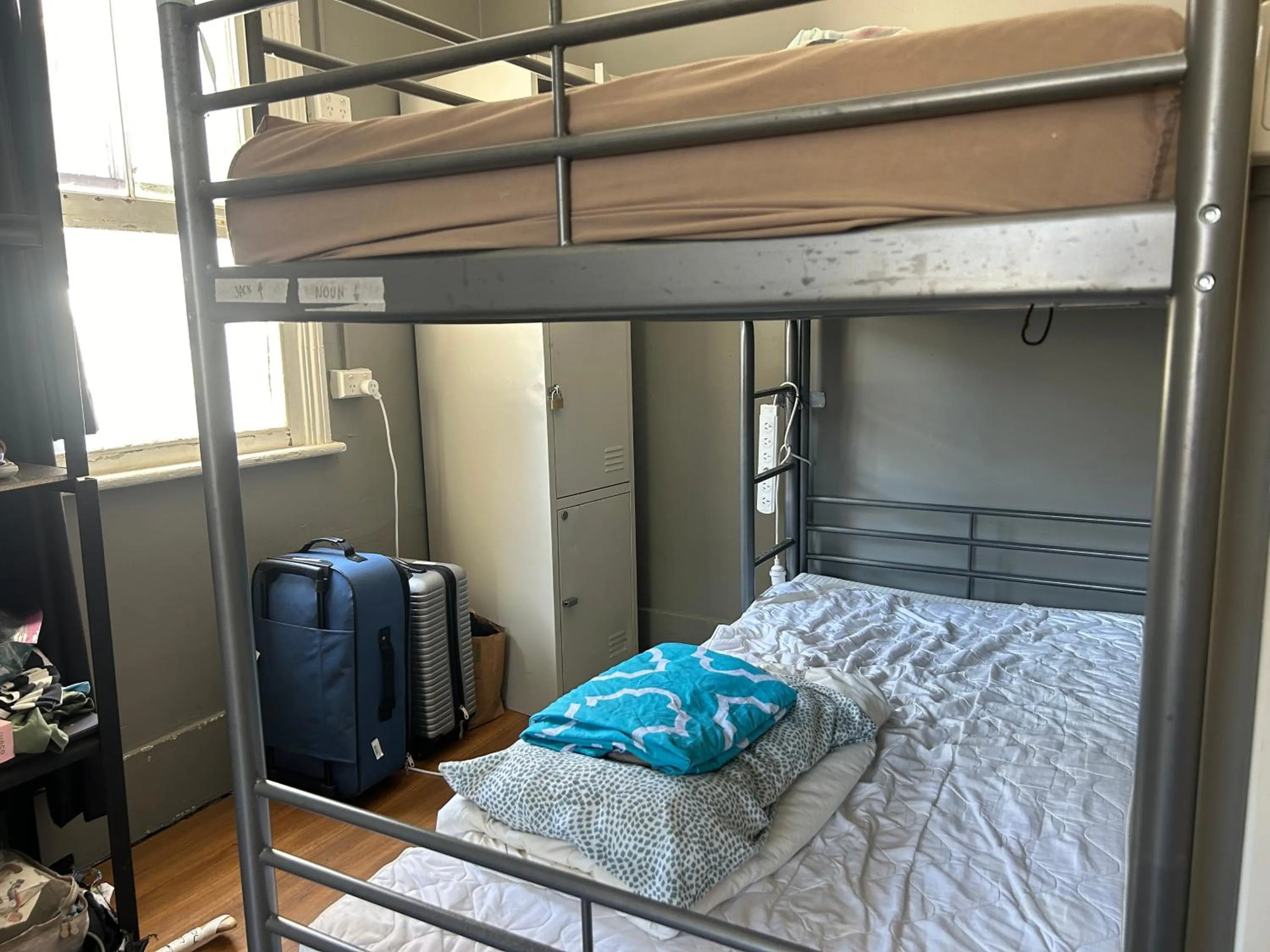 Bed in 6-Bed Mixed Dormitory Room in The Hive Hostel - Traveler Friendly, Passport Only