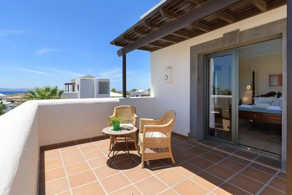 Balcony/Terrace, Bed in Hipoclub Villas, Aguamarina 10