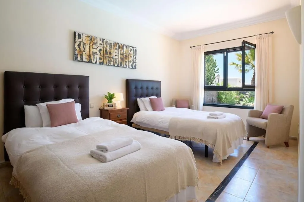 Bedroom, Bed in Hipoclub Villas, Aguamarina 10