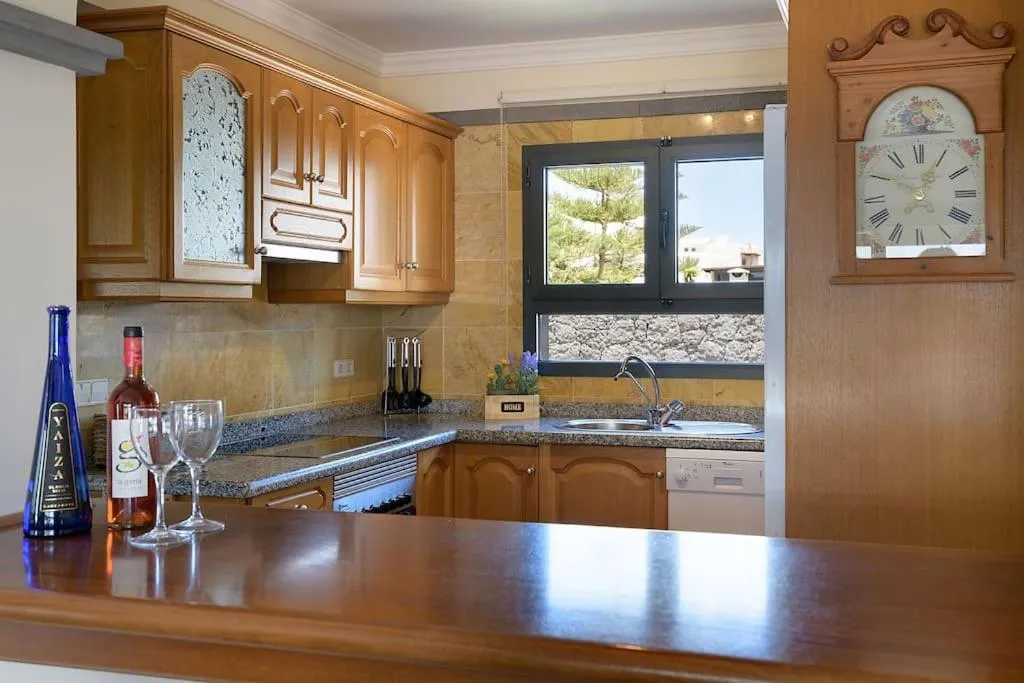 Kitchen or kitchenette in Hipoclub Villas, Aguamarina 10