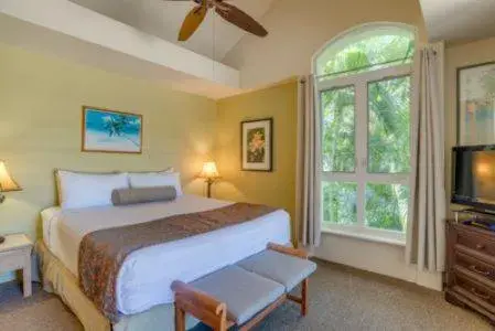 Bed in Palms at Wailea Bed in Palms at Wailea