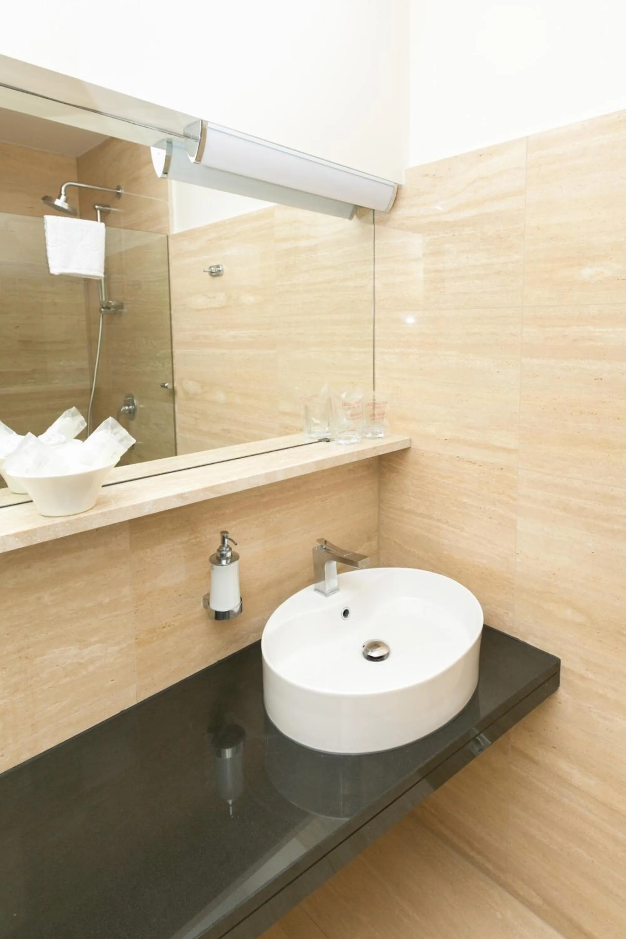 Bathroom in Hotel Beach Split