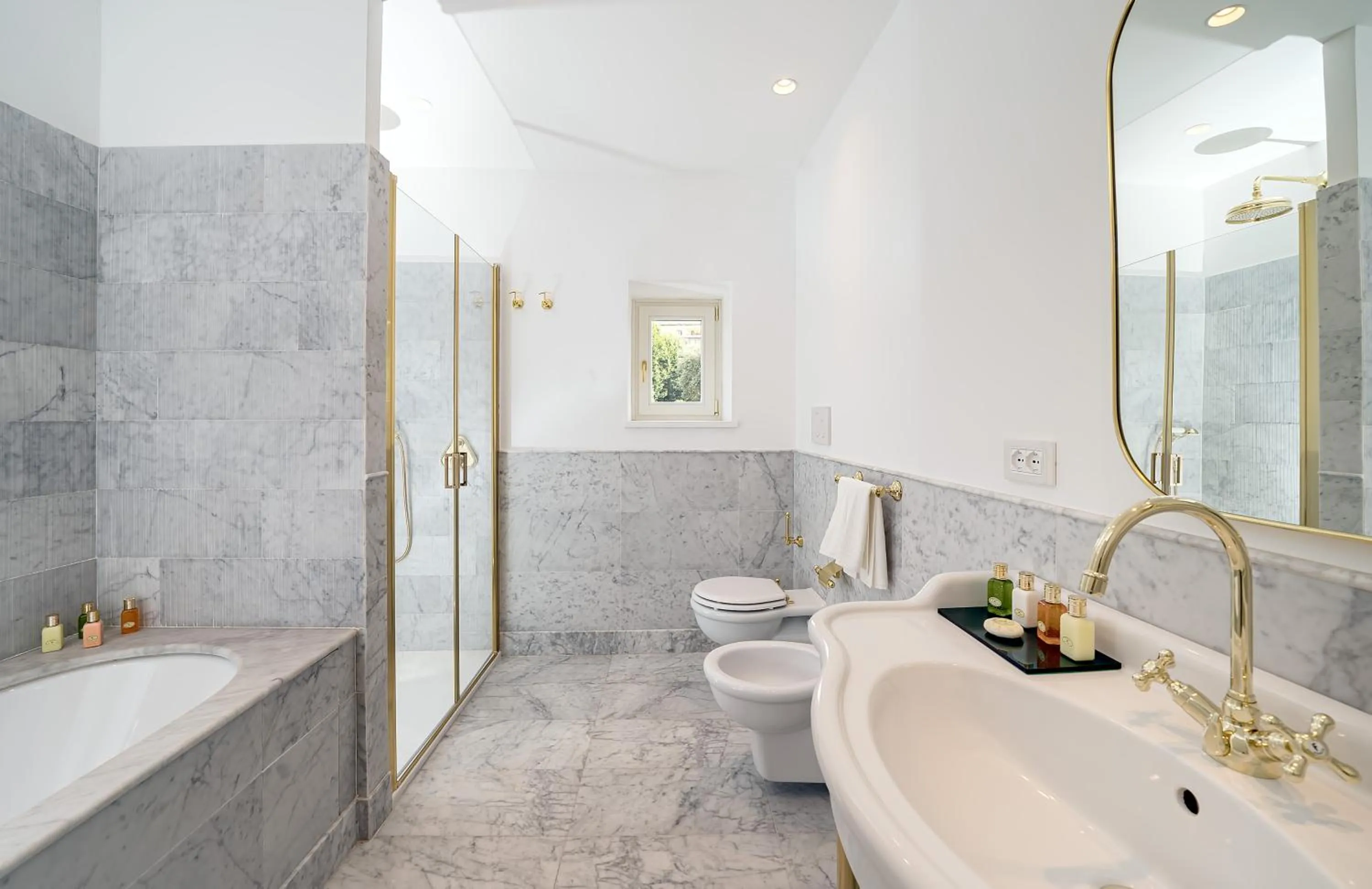 Bathroom in Hotel Lorelei Londres