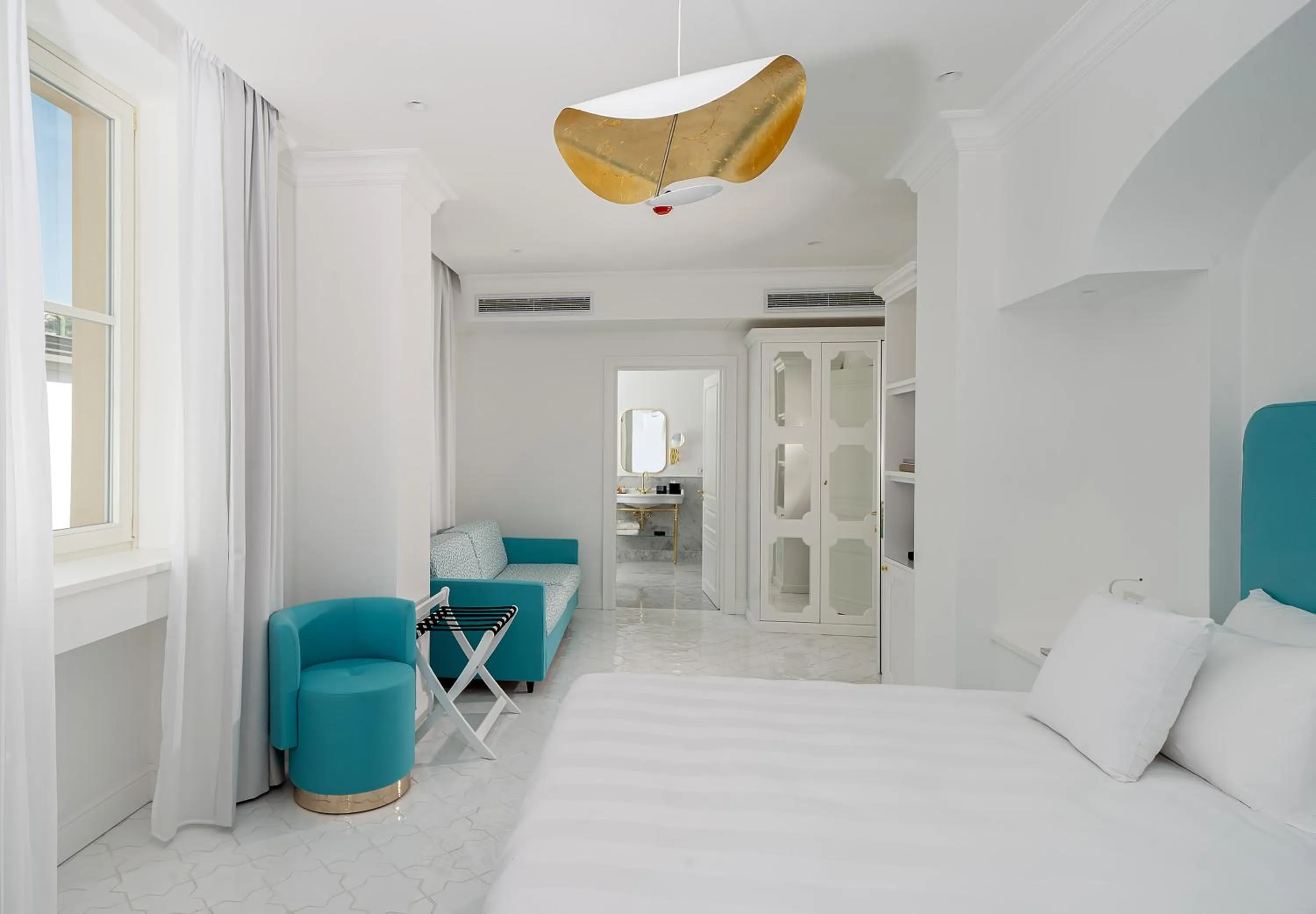 Photo of the whole room, Bed in Hotel Lorelei Londres