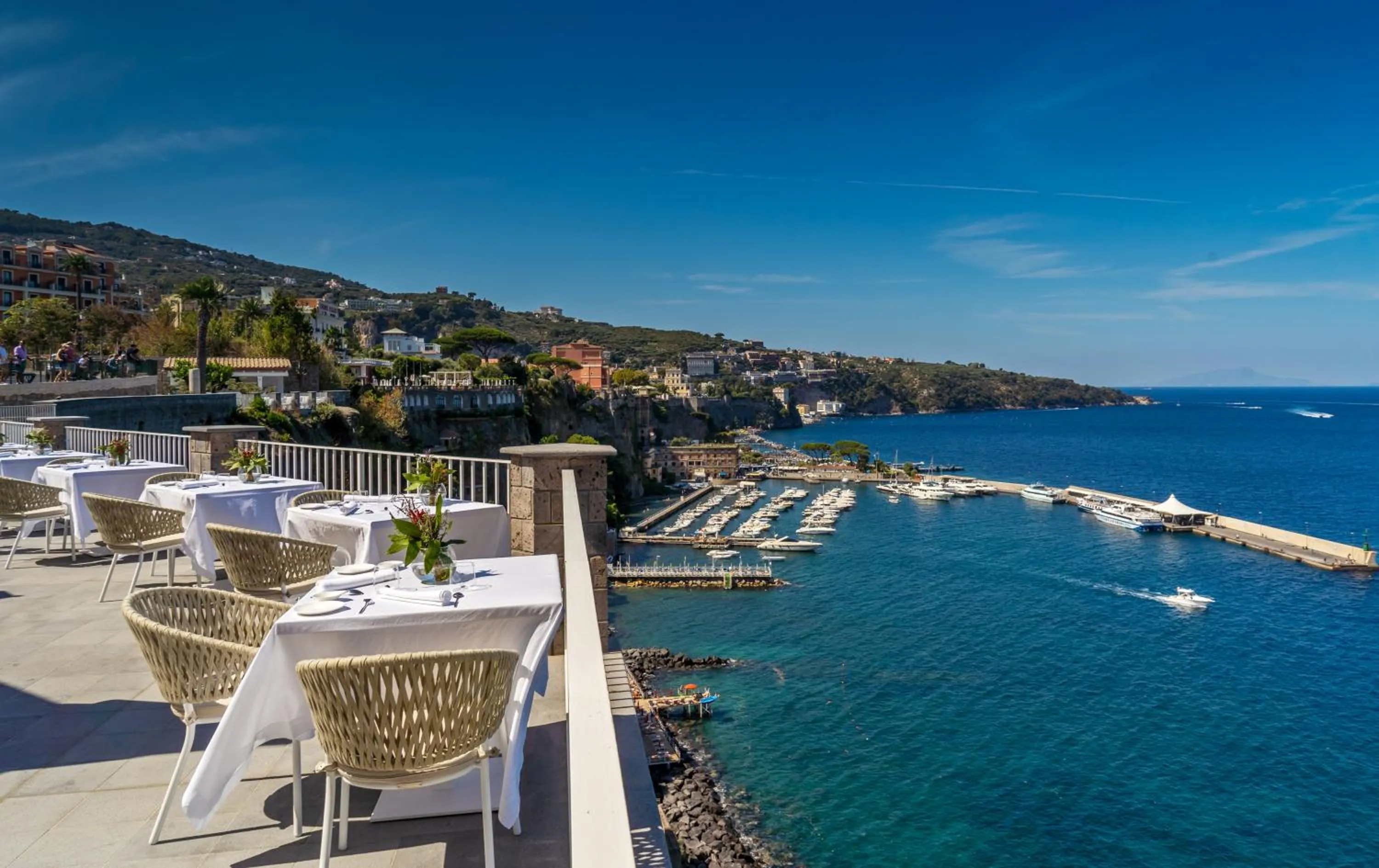 Restaurant/places to eat in Hotel Lorelei Londres