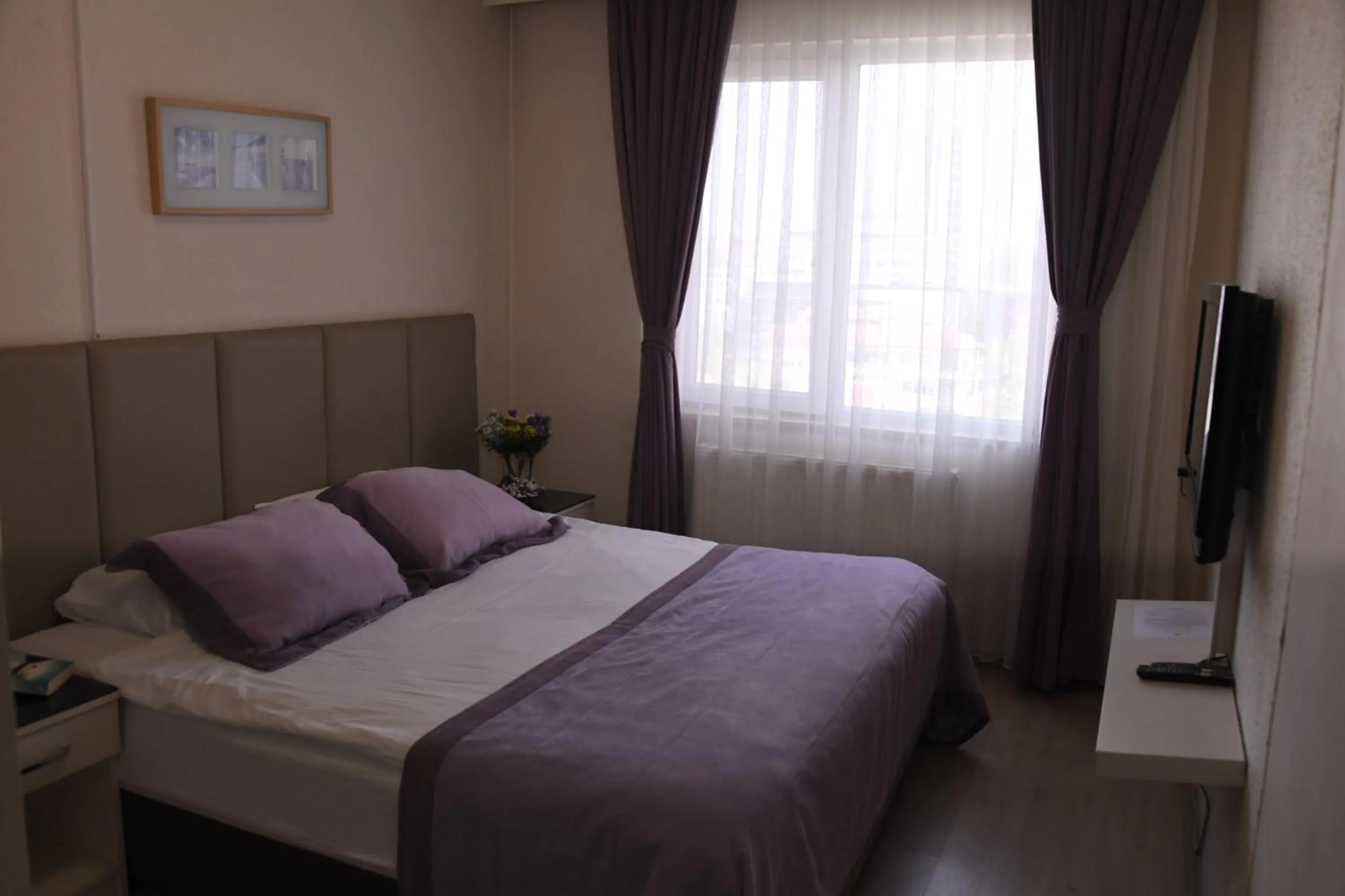 Bed in A Hotels & Suite