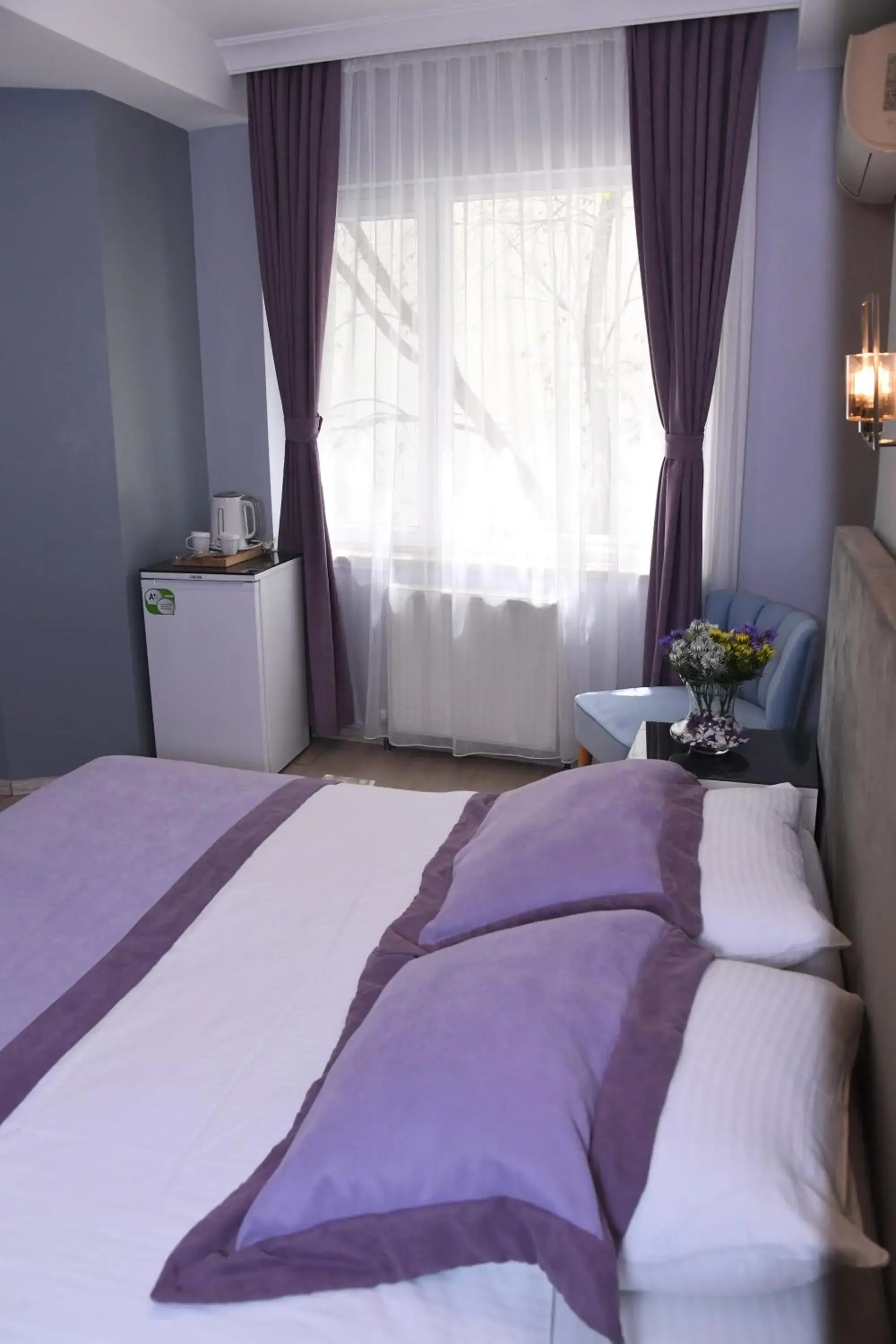 Bed in A Hotels & Suite Bed in A Hotels & Suite