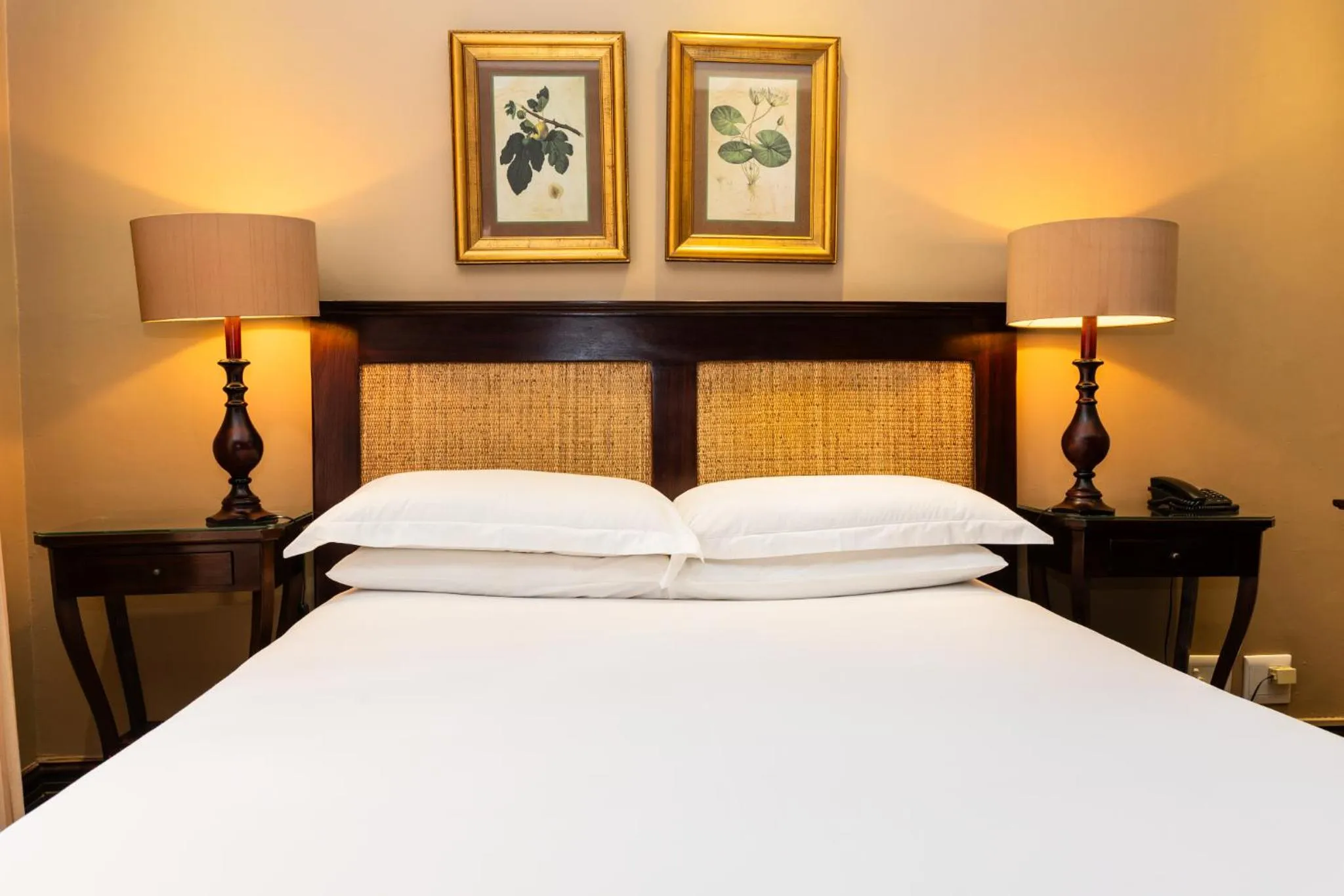 Bed in Anta Boga Hotel