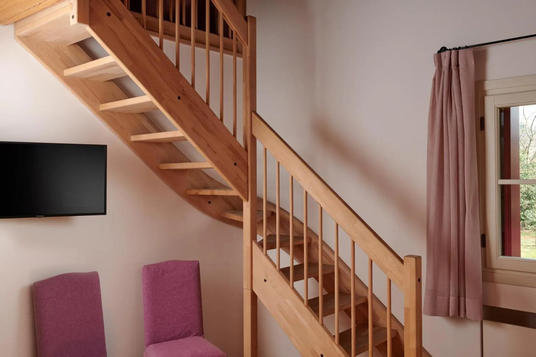 Photo of the whole room in Villa Lovi