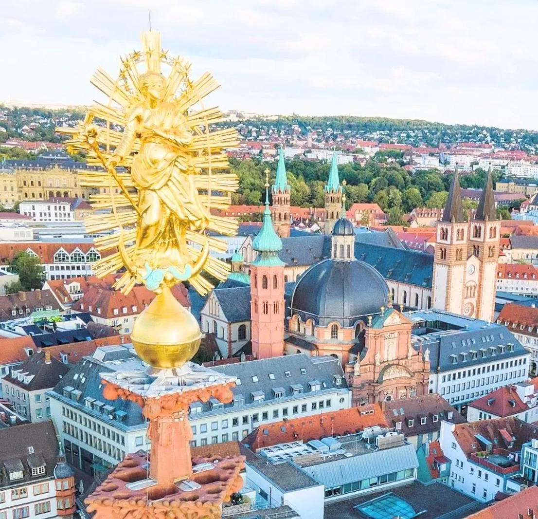 Nearby landmark in Greifensteiner Hof