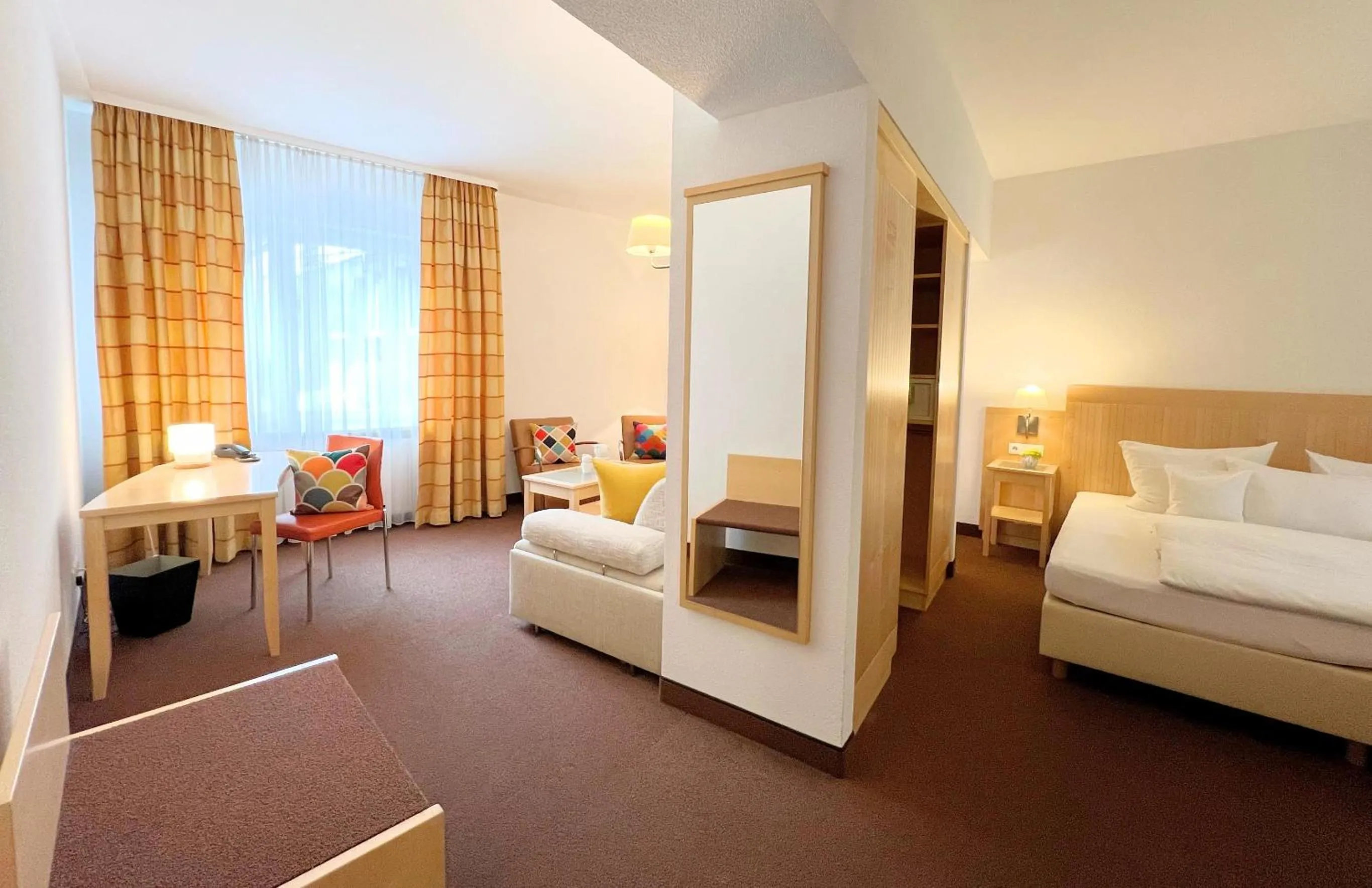 Photo of the whole room, Bed in Greifensteiner Hof