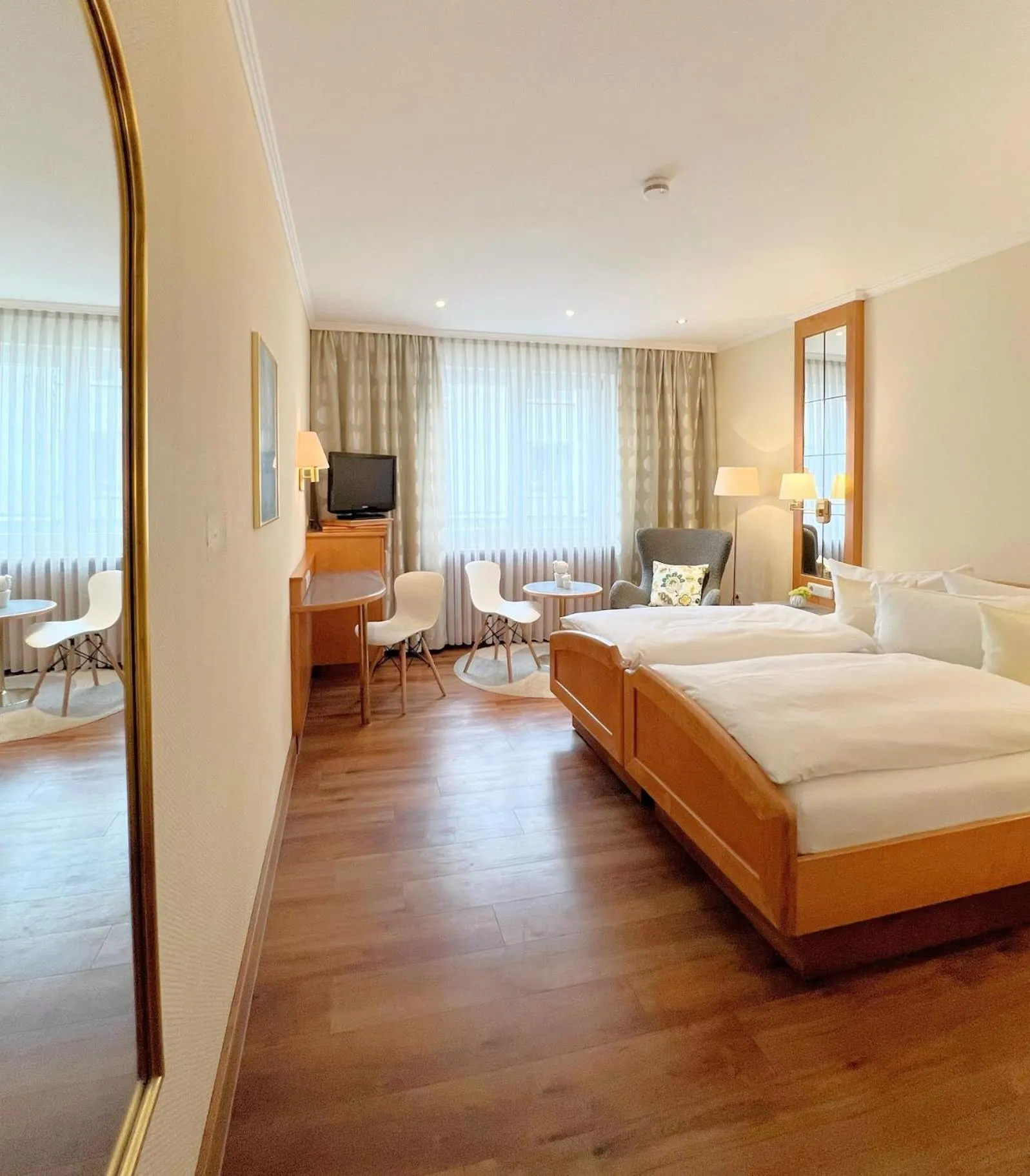 Photo of the whole room, Bed in Greifensteiner Hof