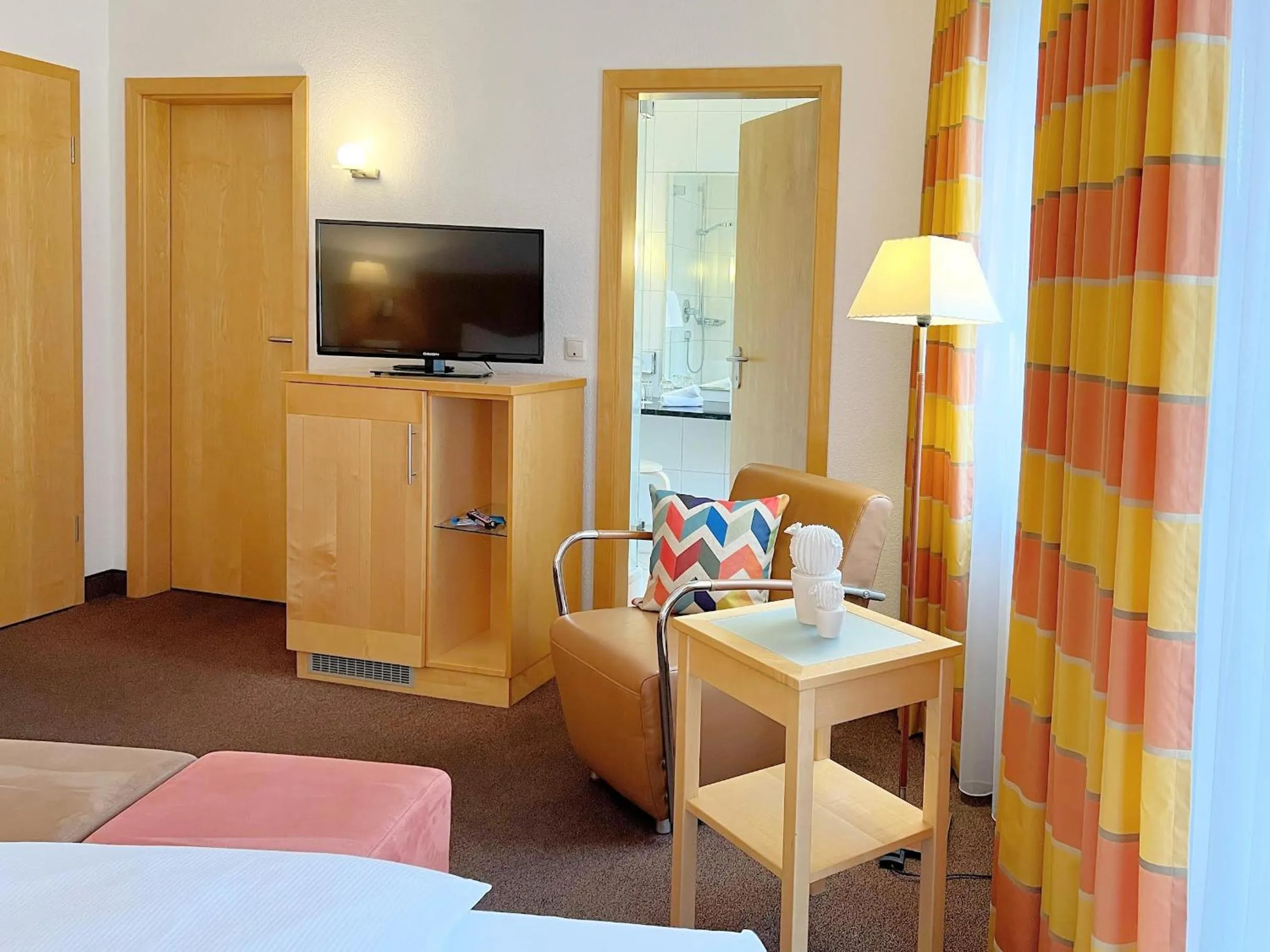 TV and multimedia, Bed in Greifensteiner Hof