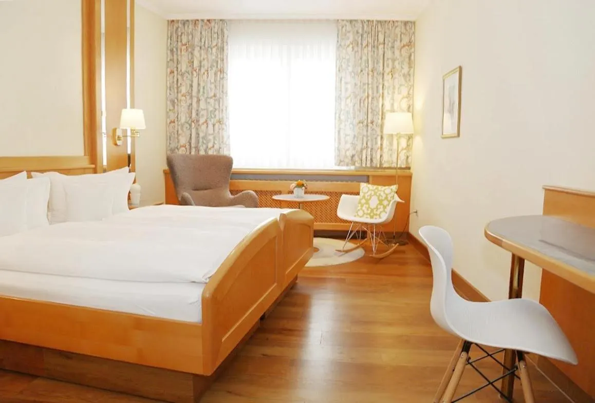 Photo of the whole room, Bed in Greifensteiner Hof