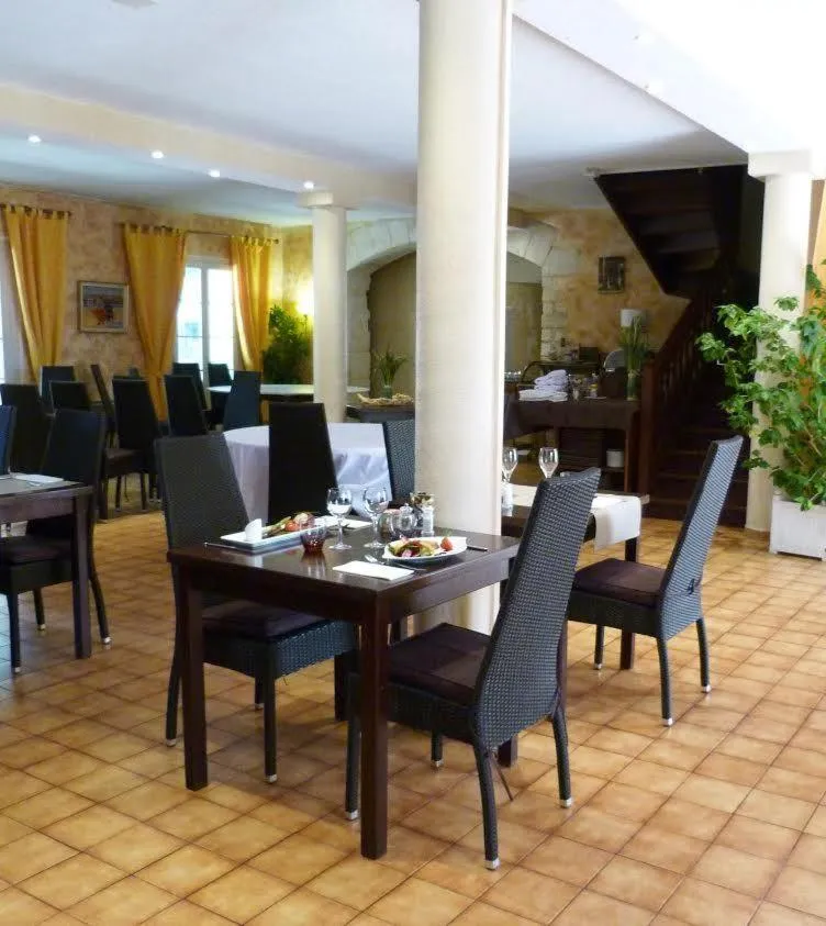 Restaurant/places to eat in Le Clos De L'aube Rouge - Montpellier / Castelnau le Lez