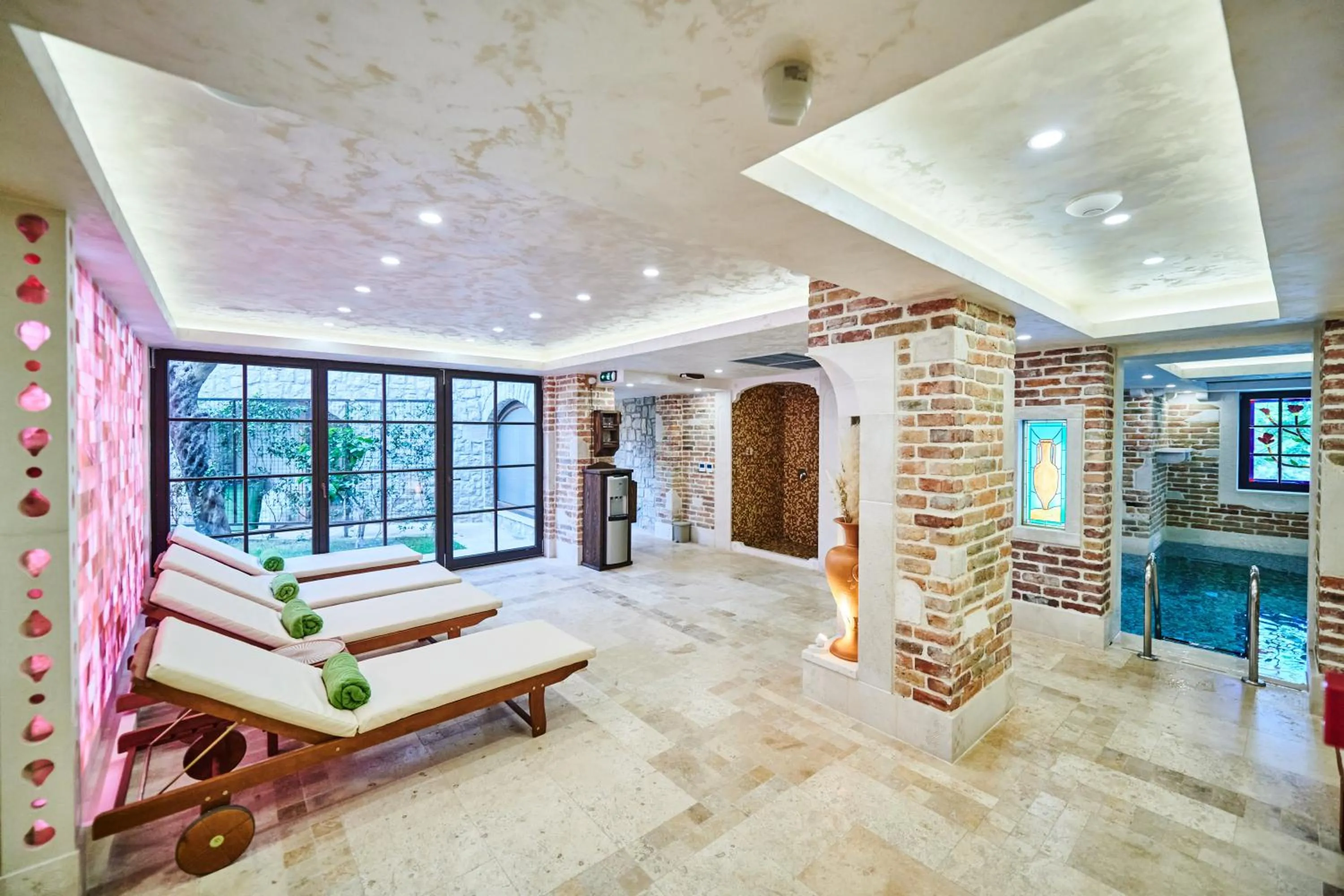 Spa and wellness centre/facilities in Stara Čaršija Hotel & SPA