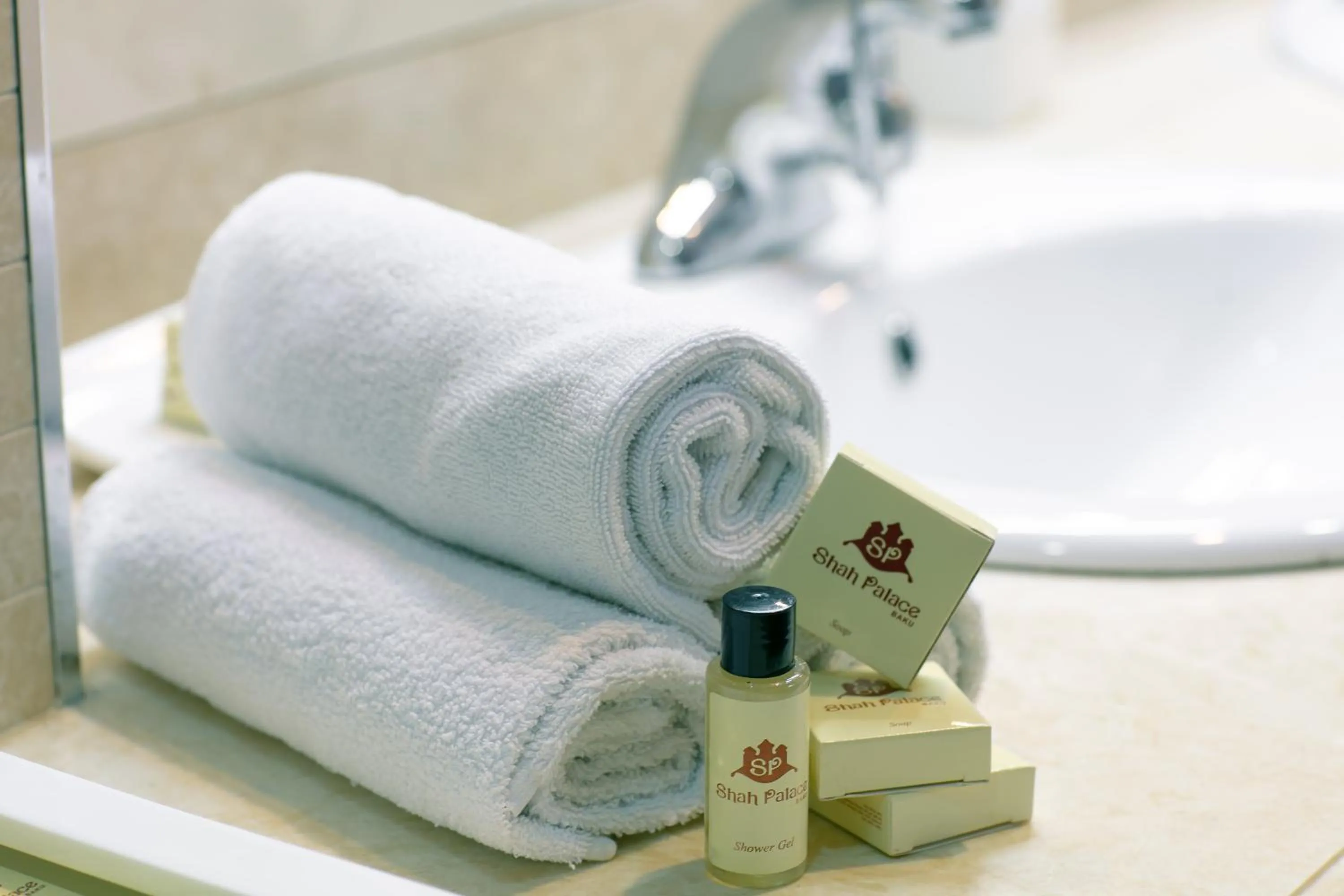 Shower in Shah Palace Luxury Museum Hotel