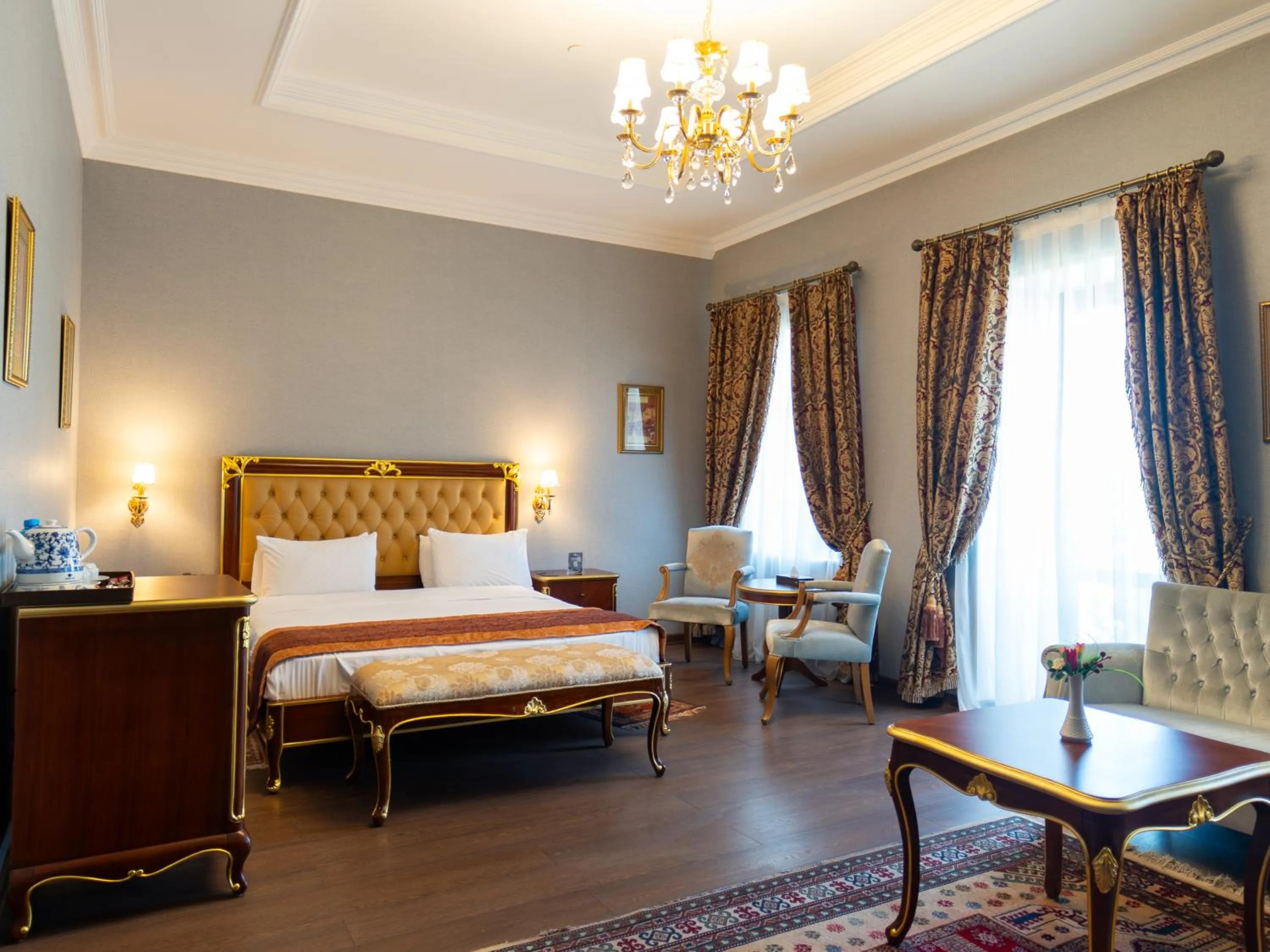 Bedroom, Bed in Shah Palace Luxury Museum Hotel