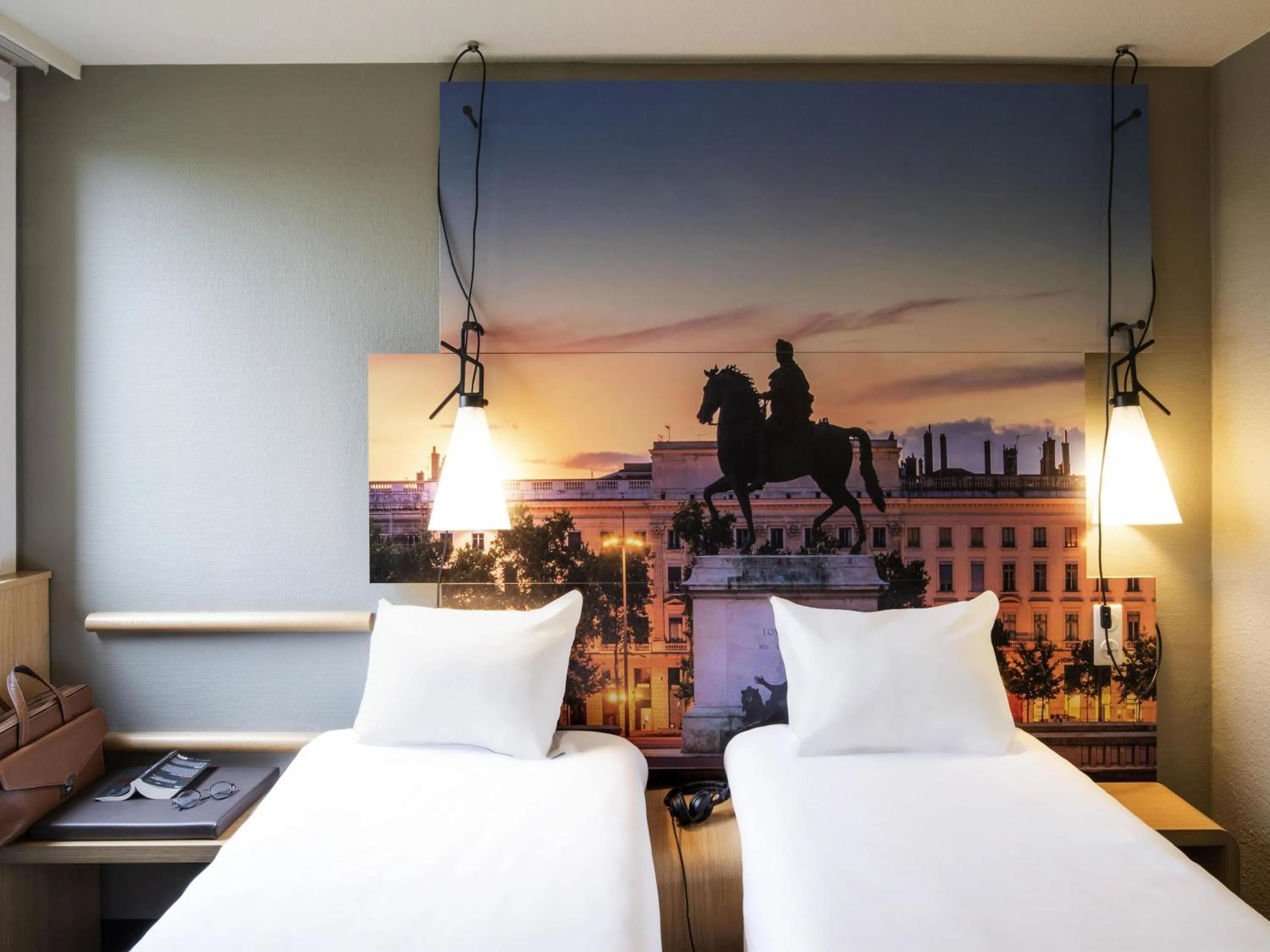 Bedroom, Bed in ibis Lyon Gerland Merieux