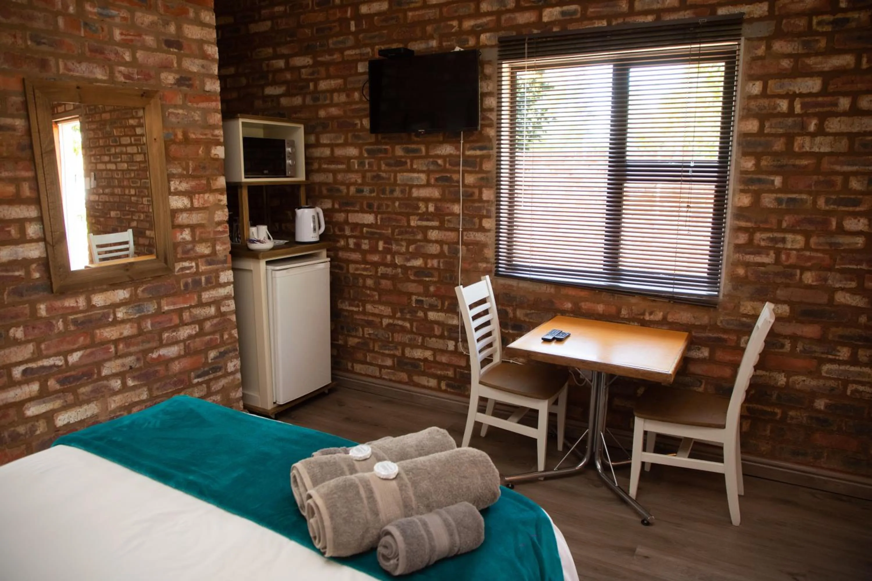 TV and multimedia, Bed in Opstal Guestfarm