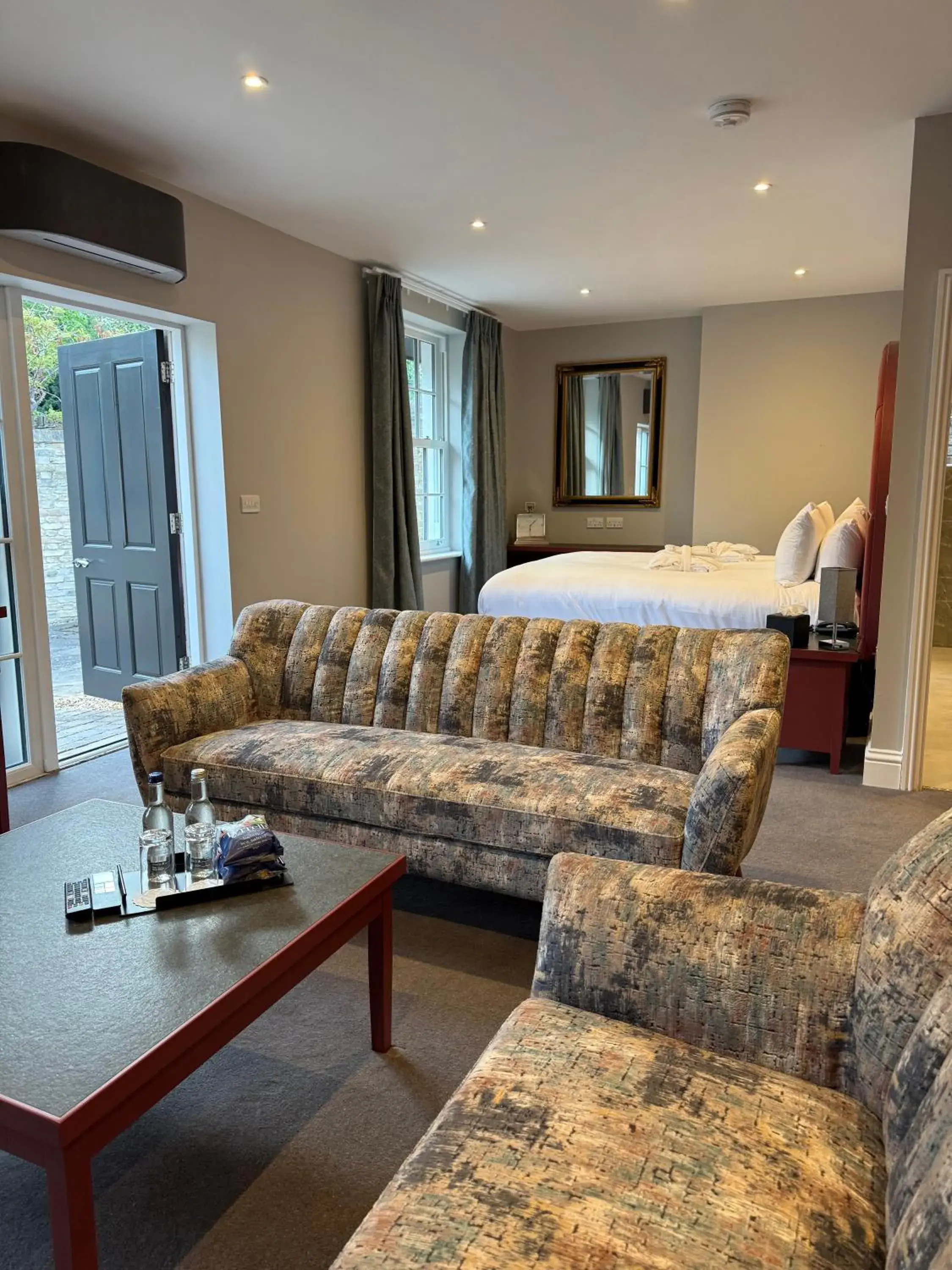 Living room in Poets House Living room in Poets House