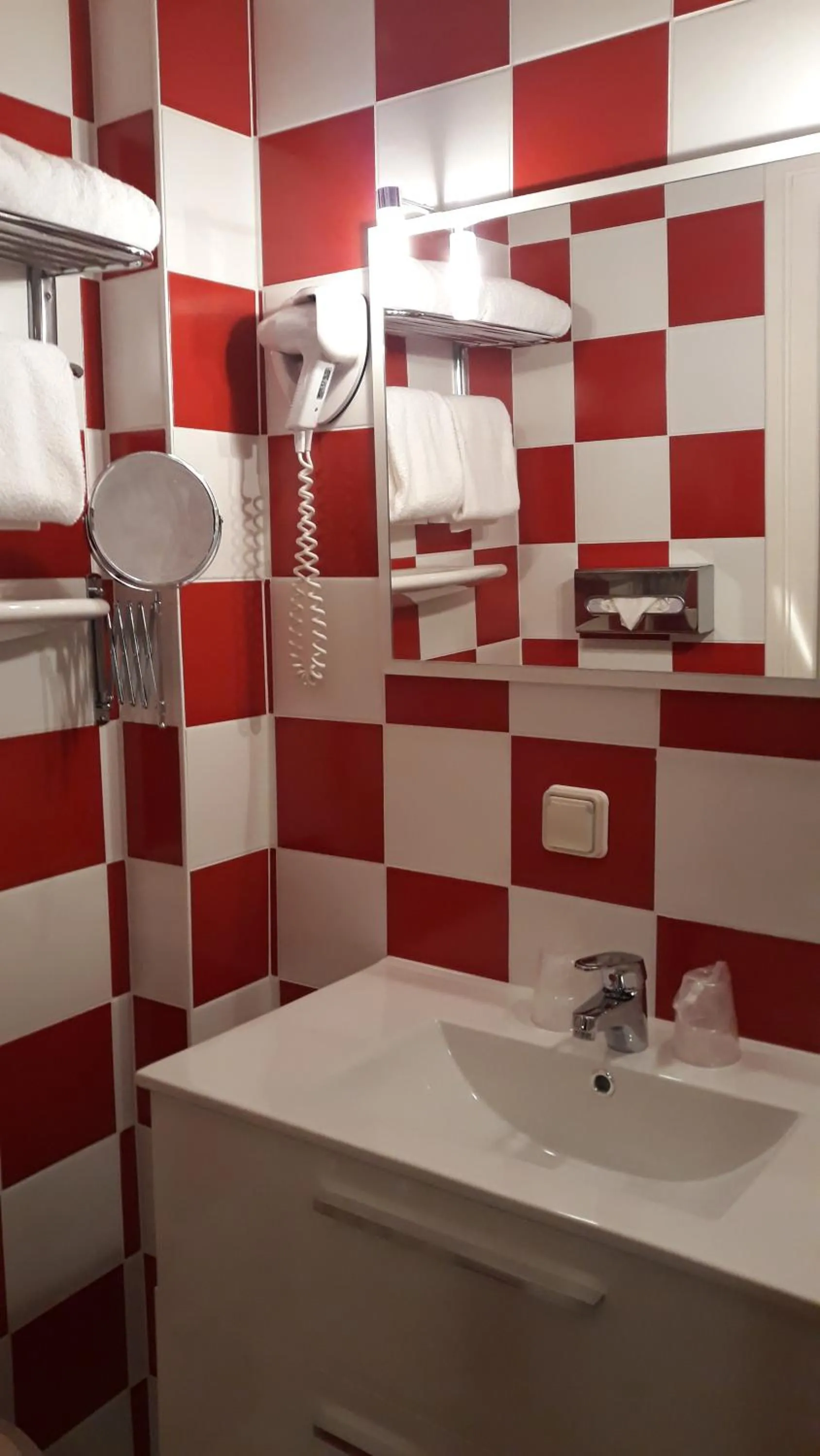 Shower in L'Oasis